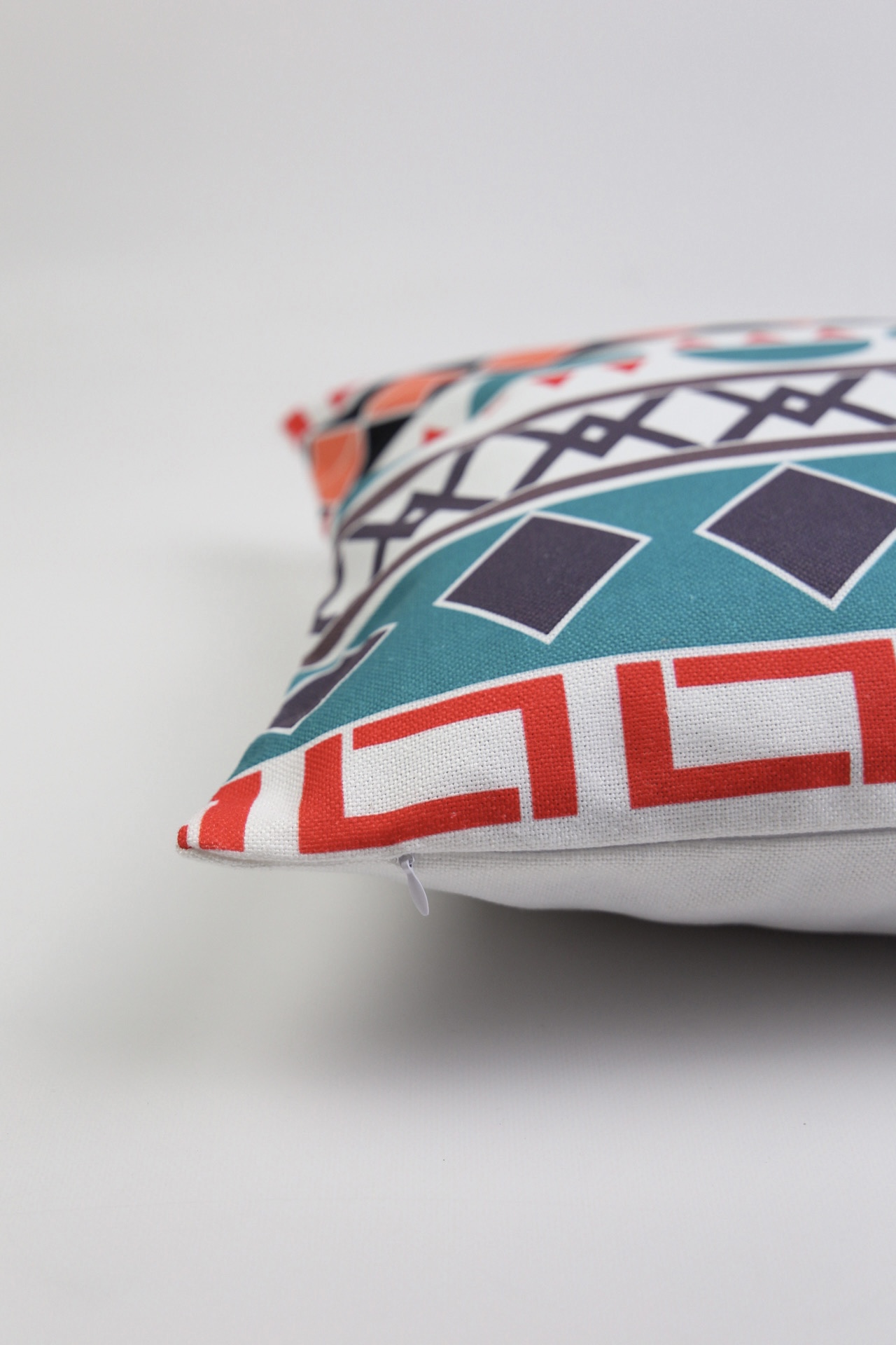 картинка Наволочка декоративная орнамент Африка от магазина Pratik