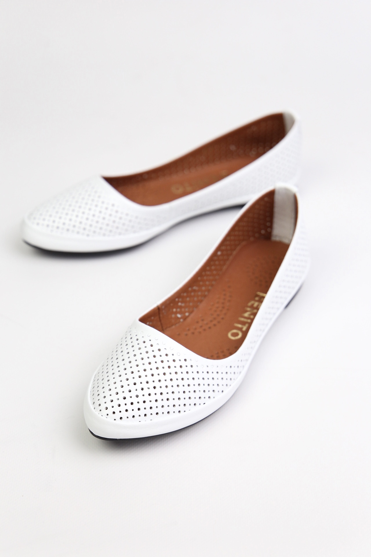 картинка Балетки кожаные Benito от магазина Pratik