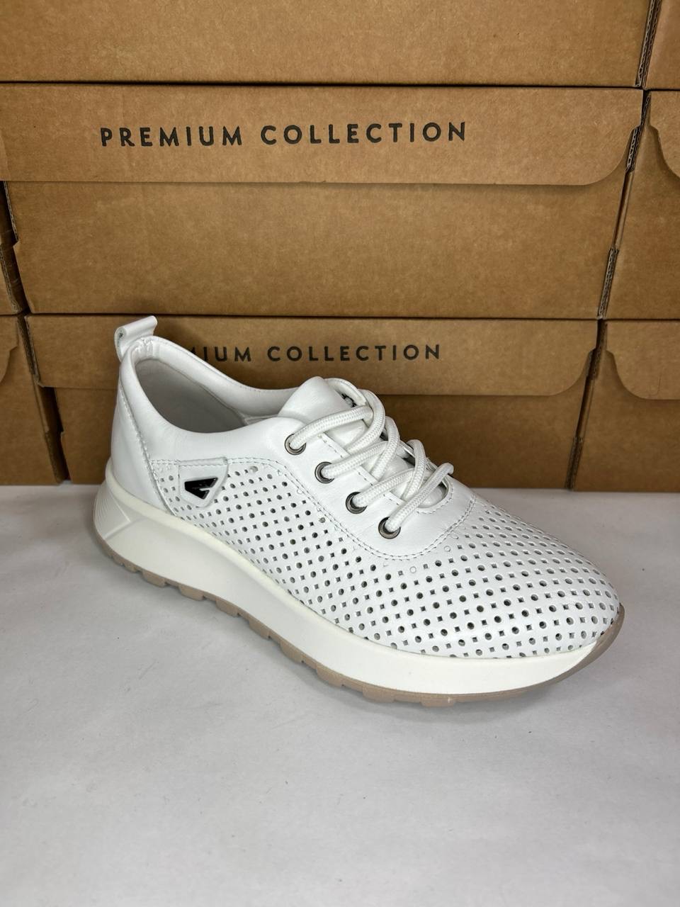 картинка Кроссовки кожаные Benito от магазина Pratik