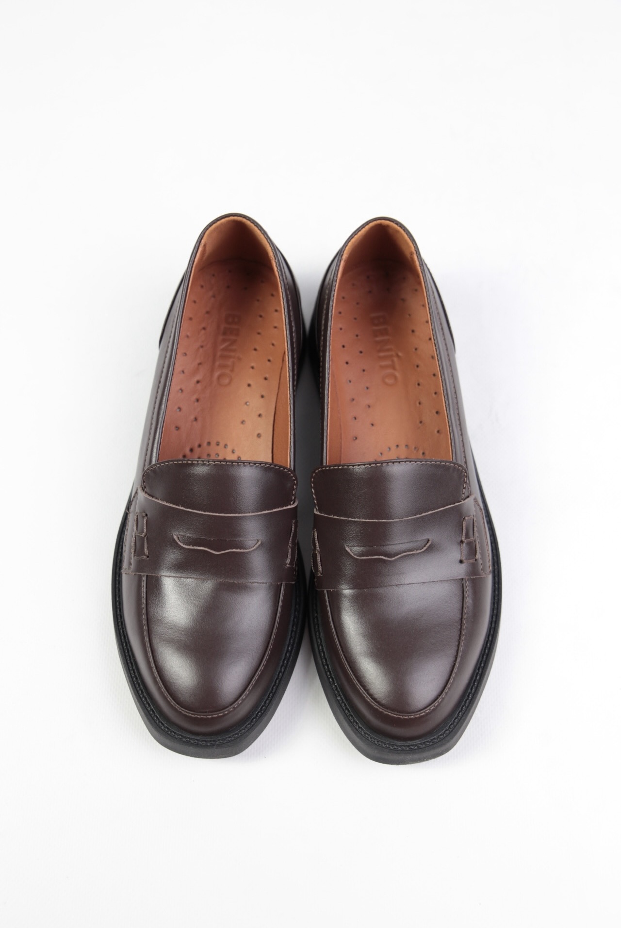 картинка Лоферы кожаные Benito от магазина Pratik