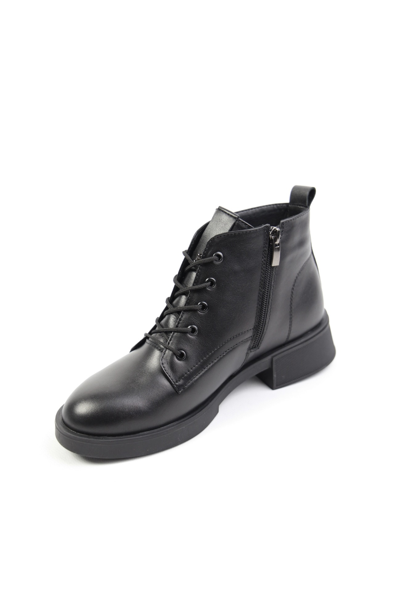 картинка Ботинки кожаные Benito от магазина Pratik