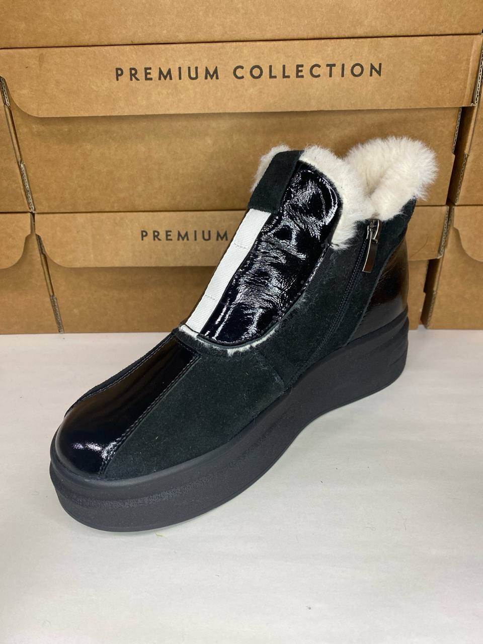 картинка Ботинки замшевые Benito от магазина Pratik