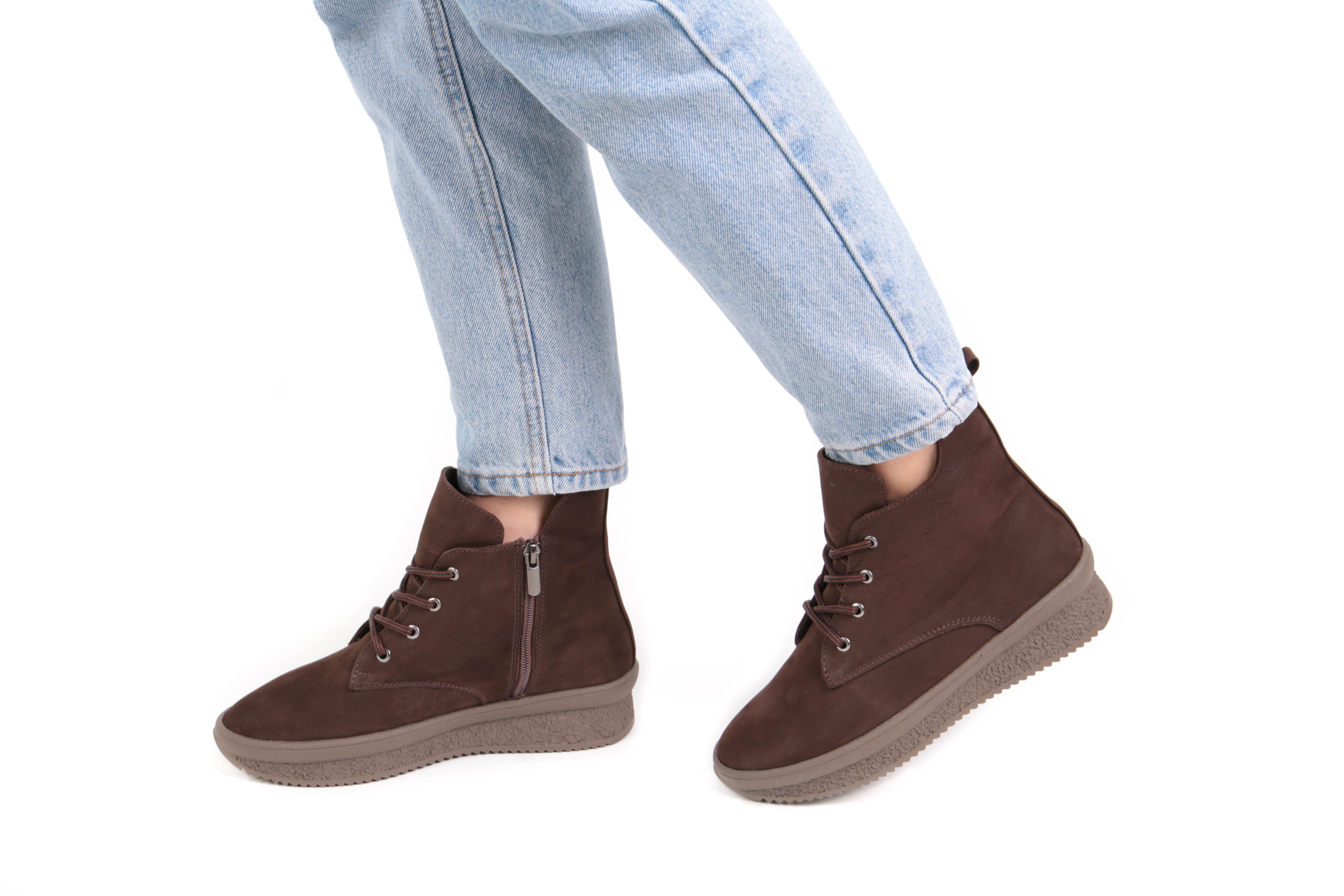 картинка Ботинки нубуковые Mariani от магазина Pratik