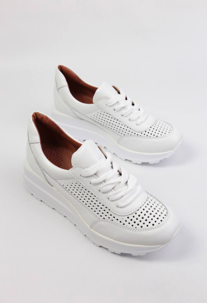 картинка Кроссовки кожаные Benito от магазина Pratik