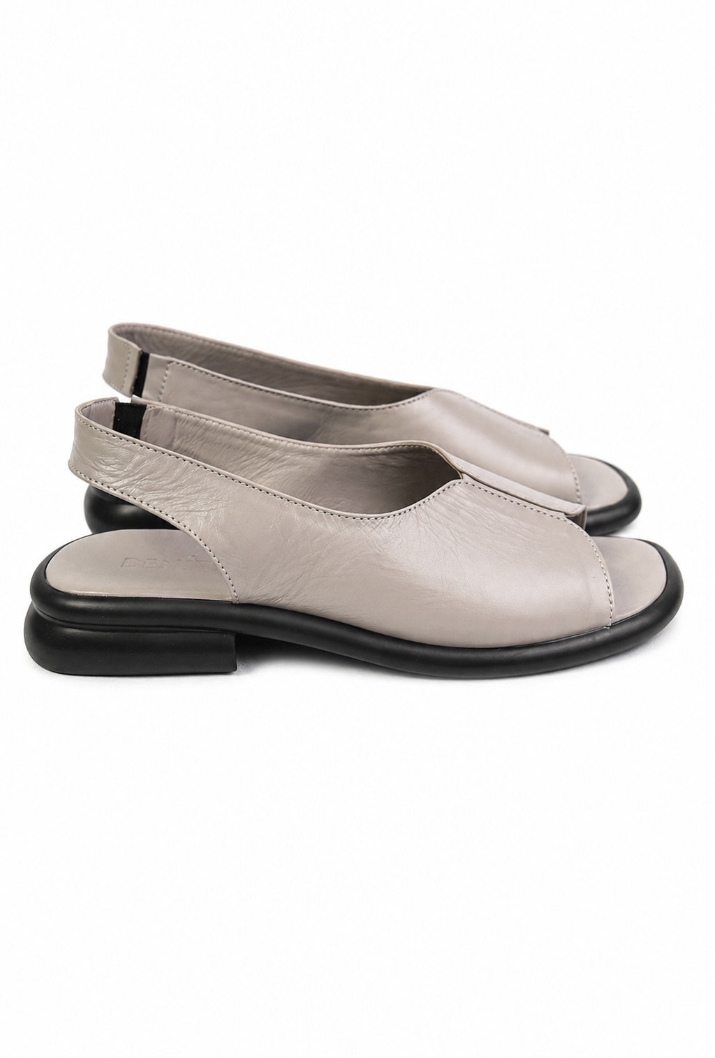 картинка Сандалии кожаные Benito от магазина Pratik