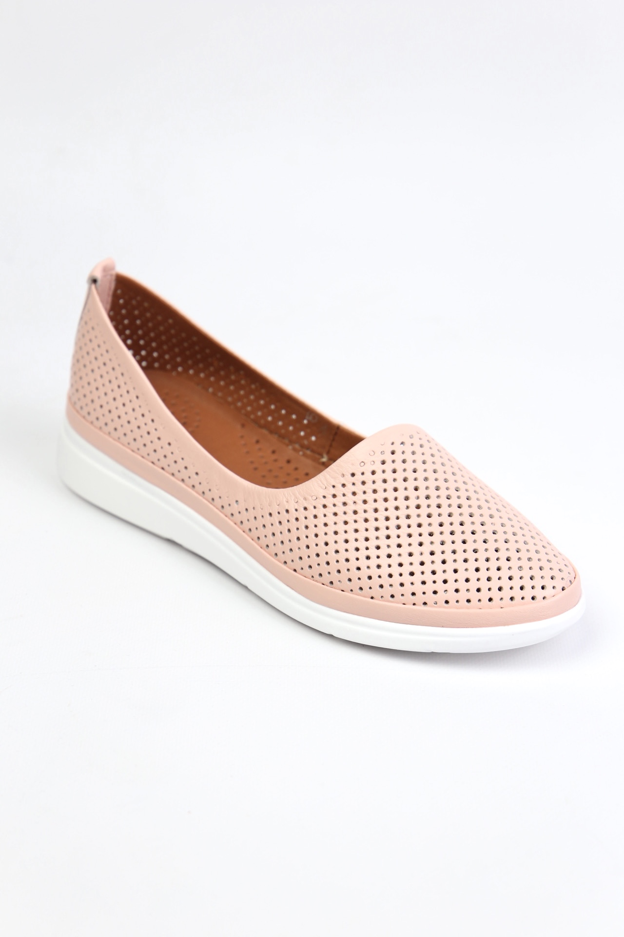 картинка Балетки кожаные Benito от магазина Pratik