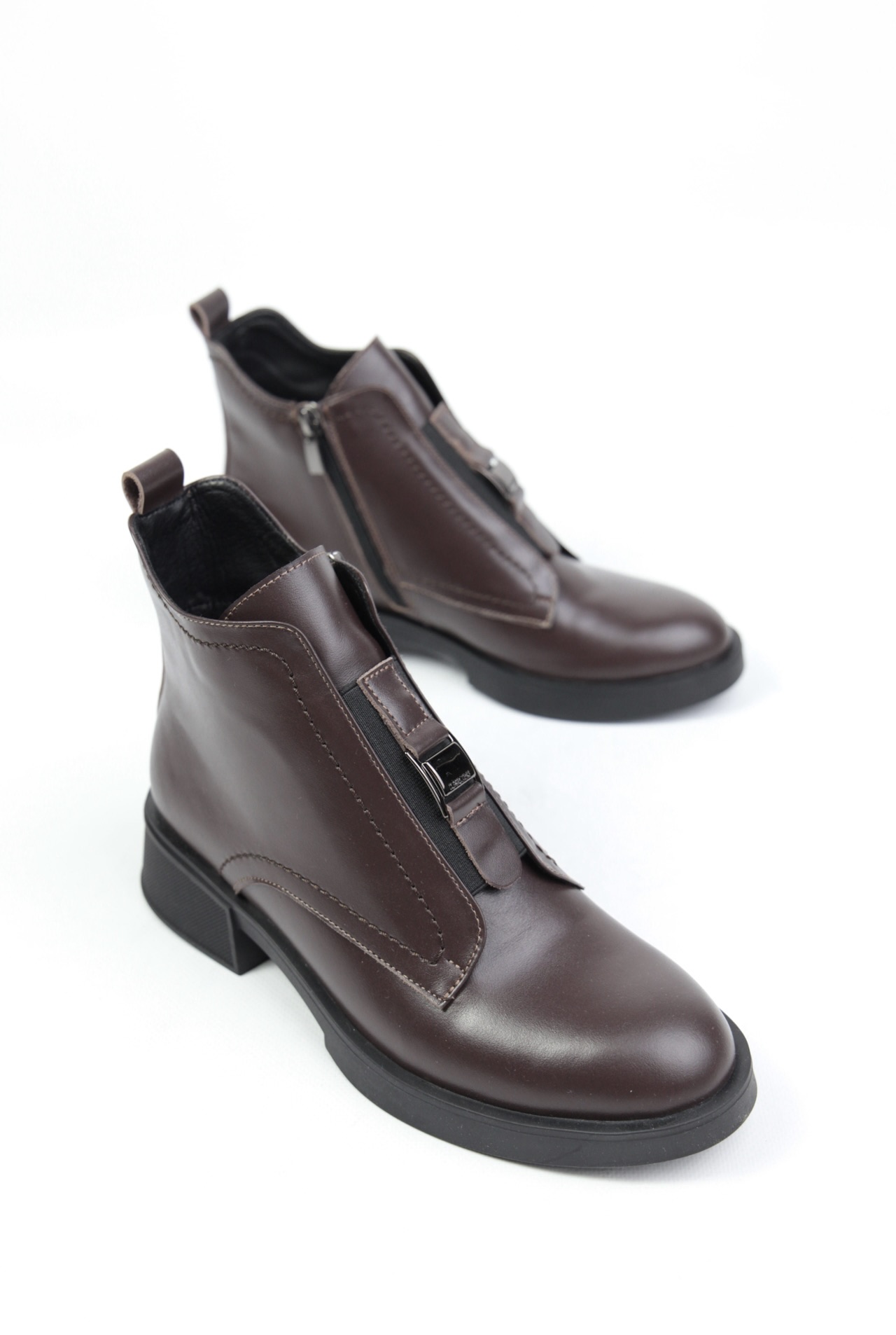 картинка Ботинки кожаные Benito от магазина Pratik