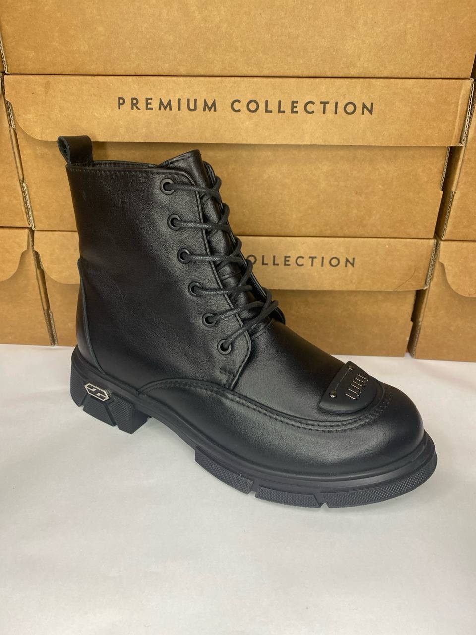 картинка Ботинки кожаные Benito от магазина Pratik