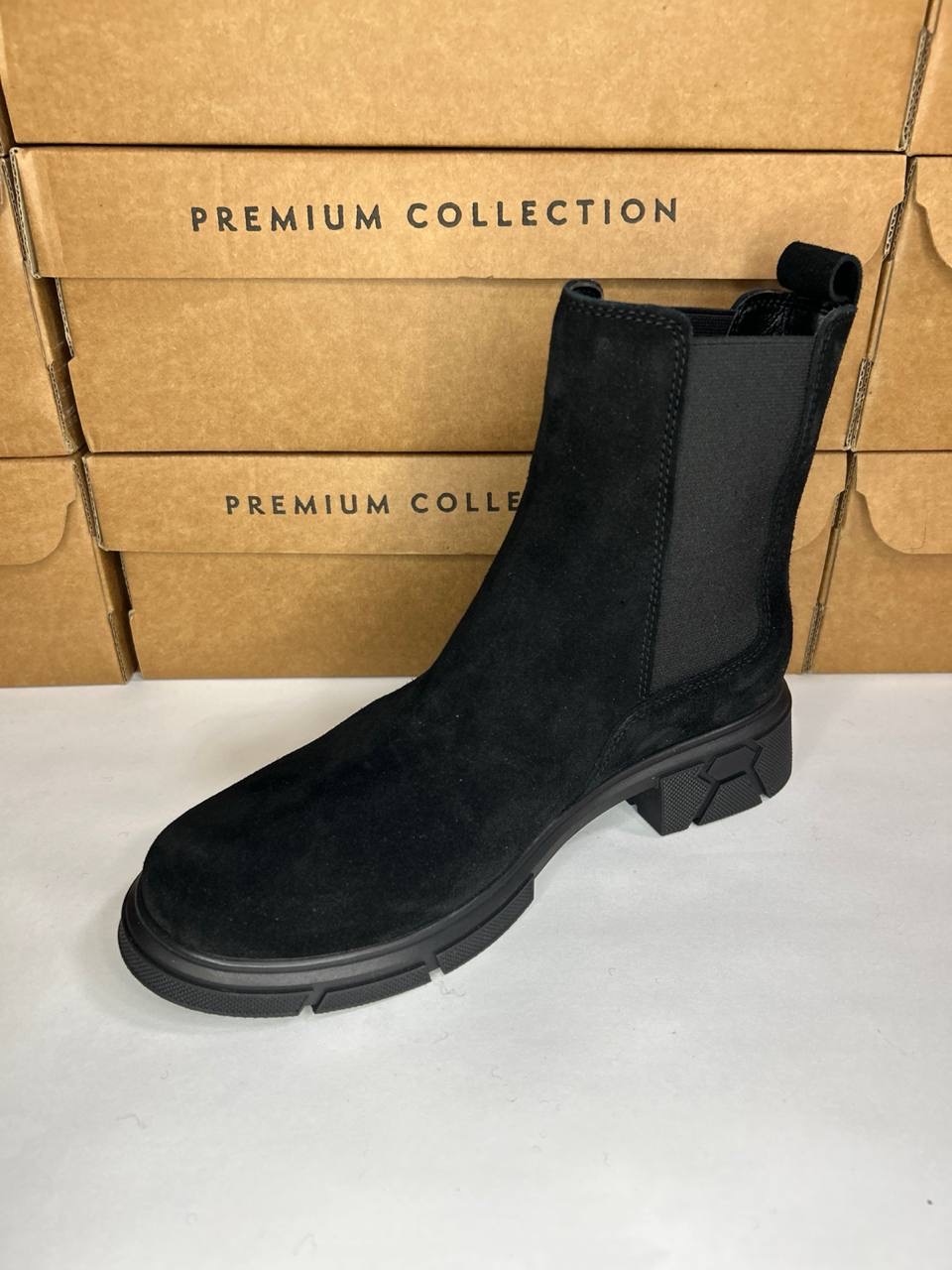 картинка Ботинки замшевые Benito от магазина Pratik