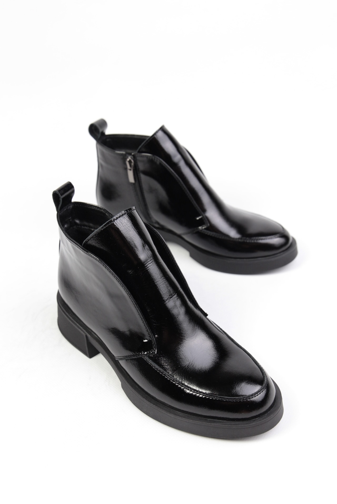 картинка Ботинки кожаные Benito от магазина Pratik