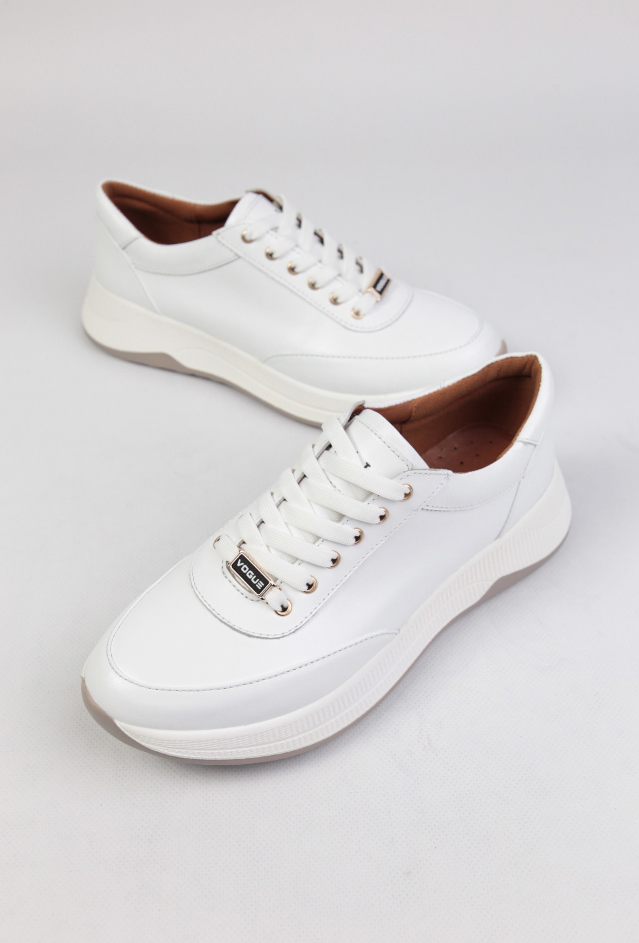 картинка Кроссовки кожаные Benito от магазина Pratik