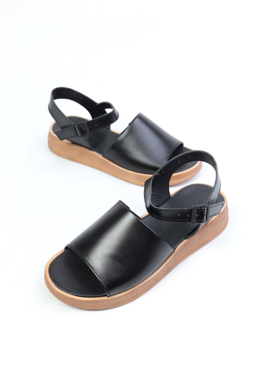 картинка Босоножки кожаные Benito от магазина Pratik