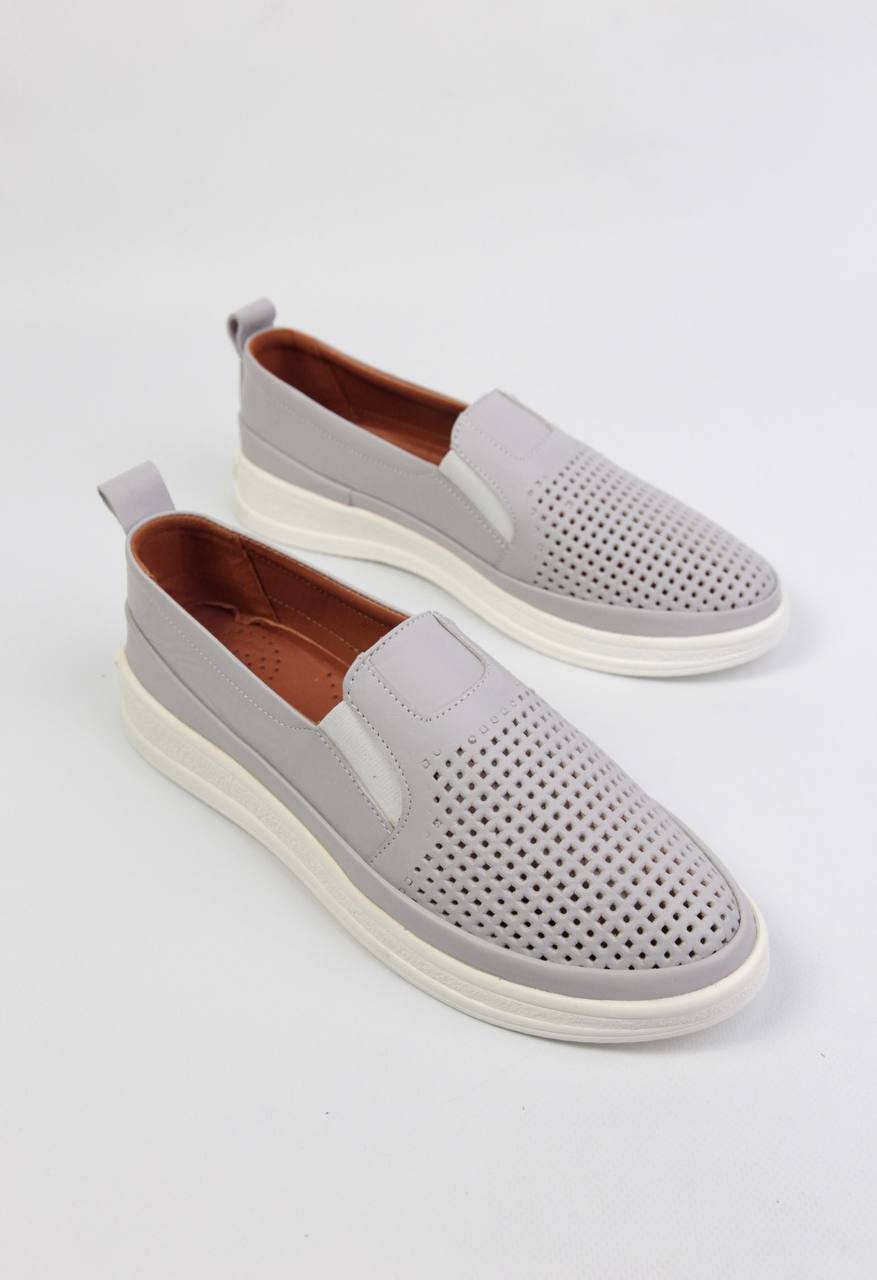 картинка Слипоны женские Benito от магазина Pratik