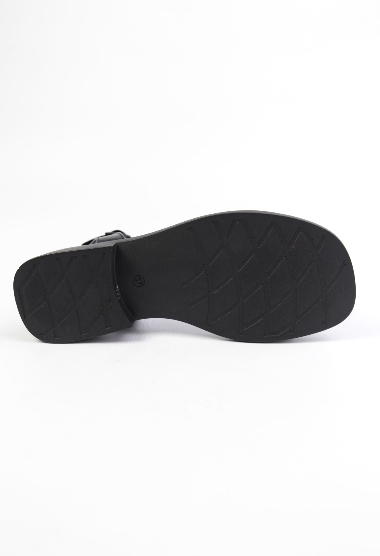 картинка Сандалии кожаные Benito от магазина Pratik