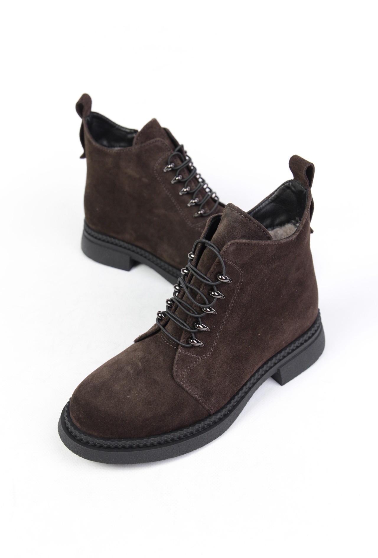 картинка Ботинки замшевые Benito от магазина Pratik