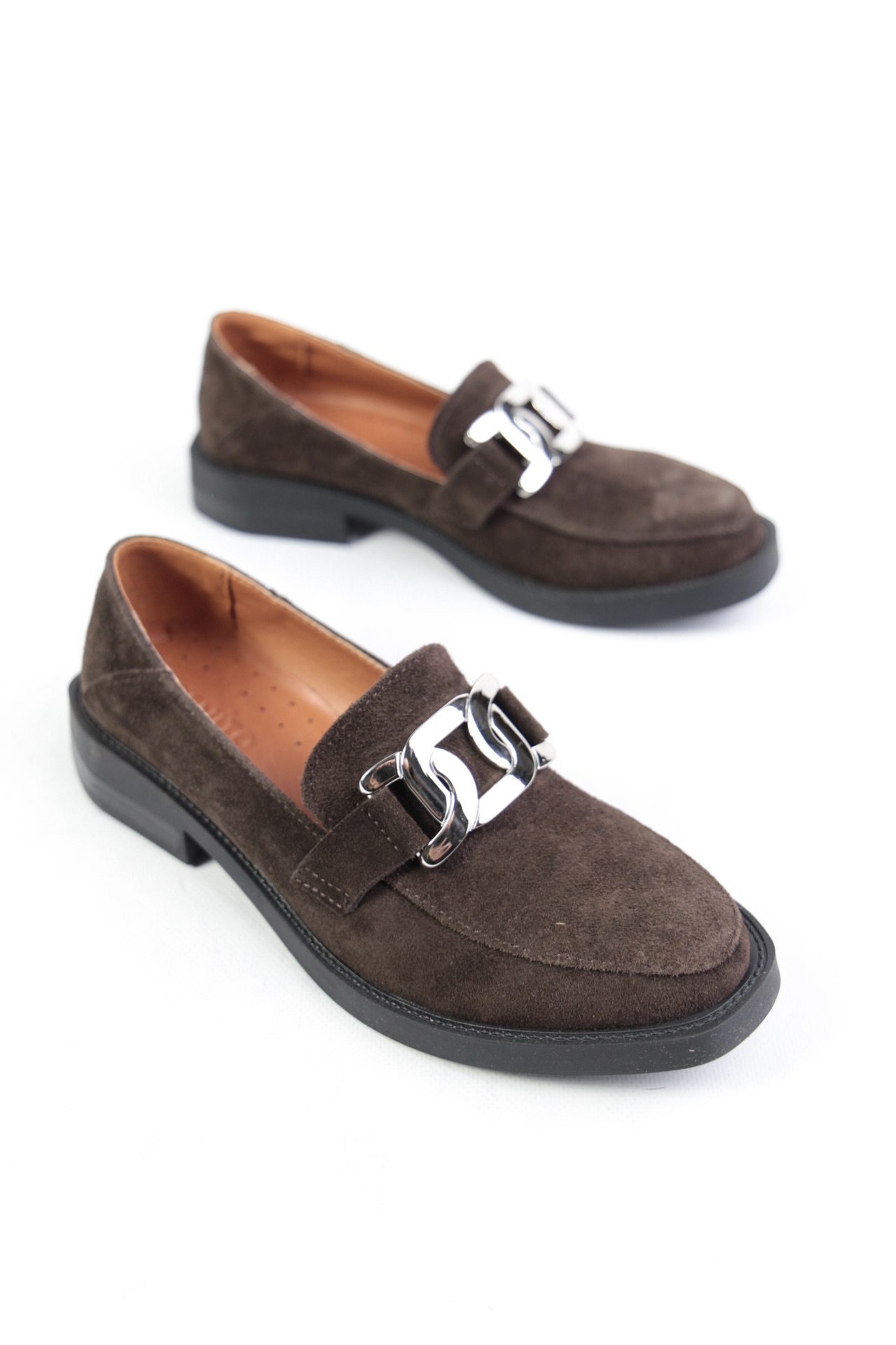 картинка Лоферы замшевые Benito от магазина Pratik