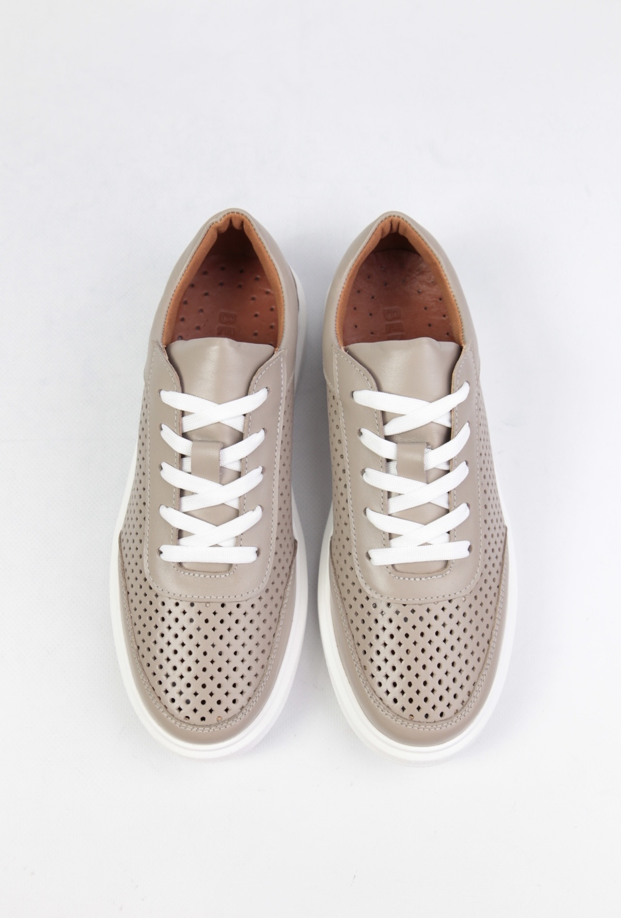 картинка Кеды кожаные Benito от магазина Pratik