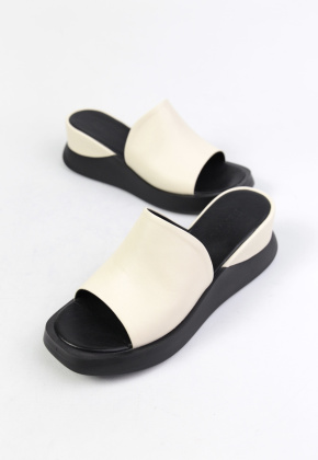 Шлепанцы кожаные Benito 0061/77 new- фото 1 - интернет-магазин обуви Pratik