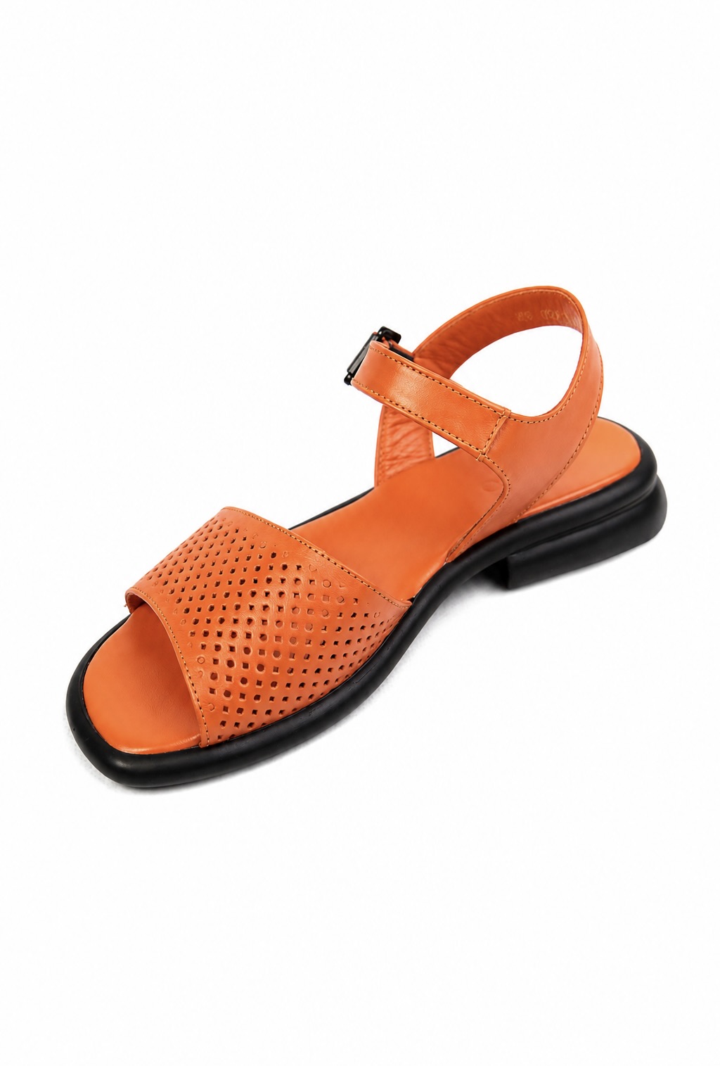 картинка Сандалии кожаные Benito от магазина Pratik