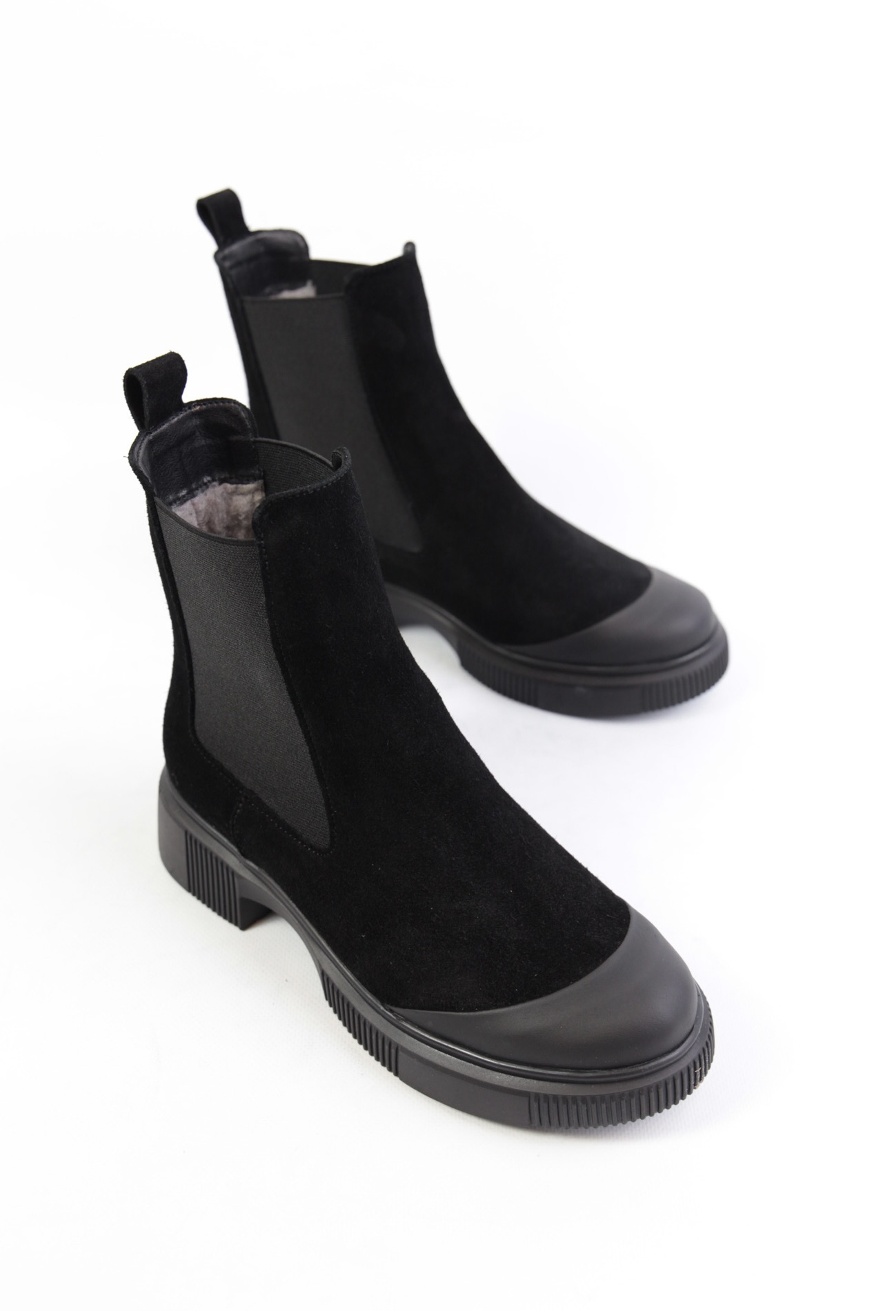 картинка Ботинки замшевые Benito от магазина Pratik