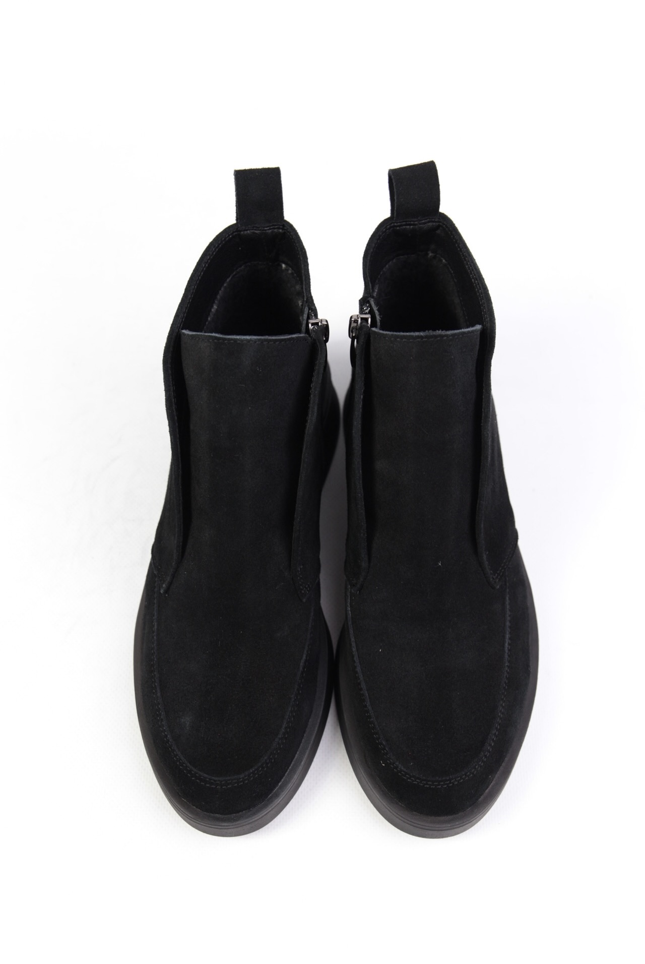 картинка Ботинки замшевые Benito от магазина Pratik