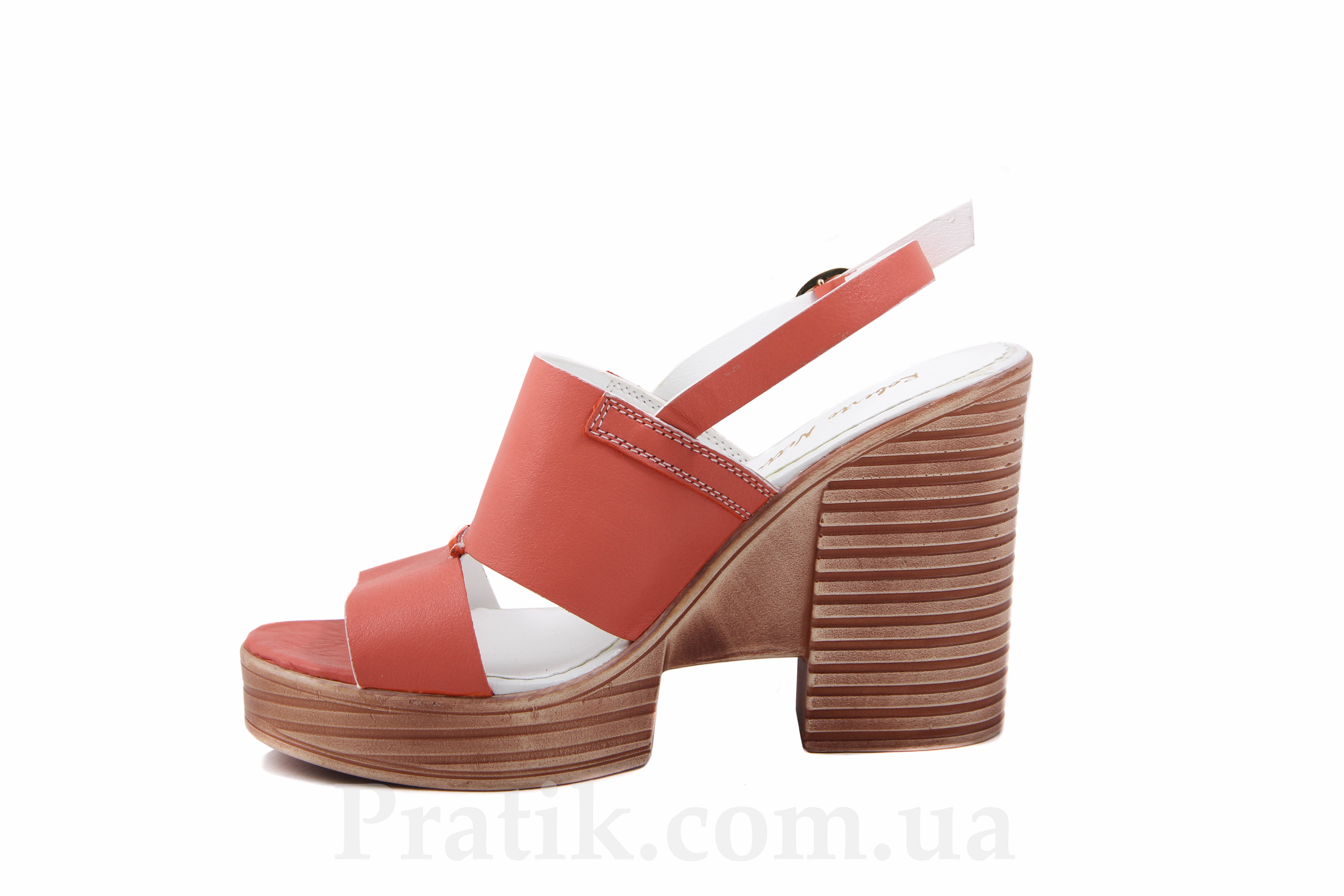 картинка Босоножки лаковые Roberto Netti от магазина Pratik