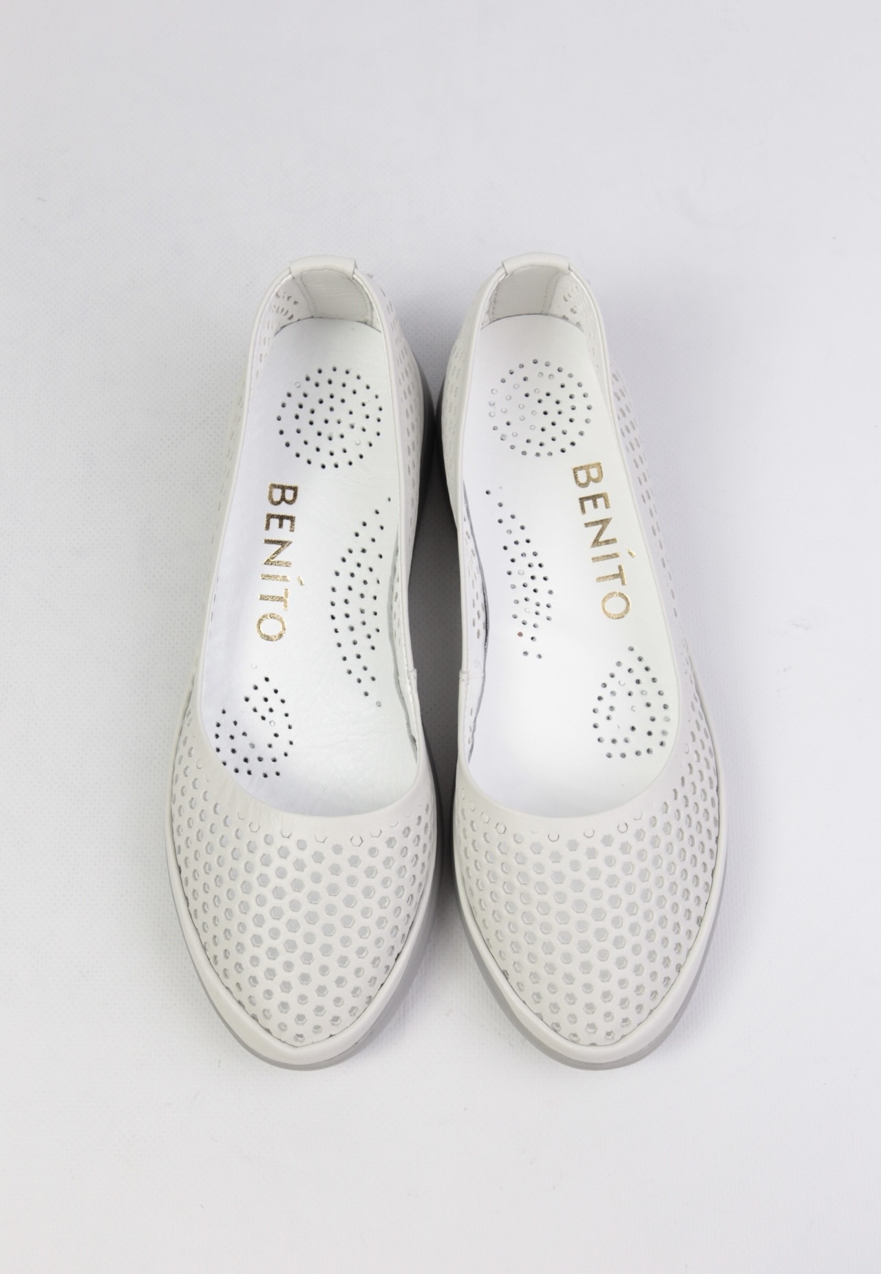 картинка Балетки кожаные Benito от магазина Pratik