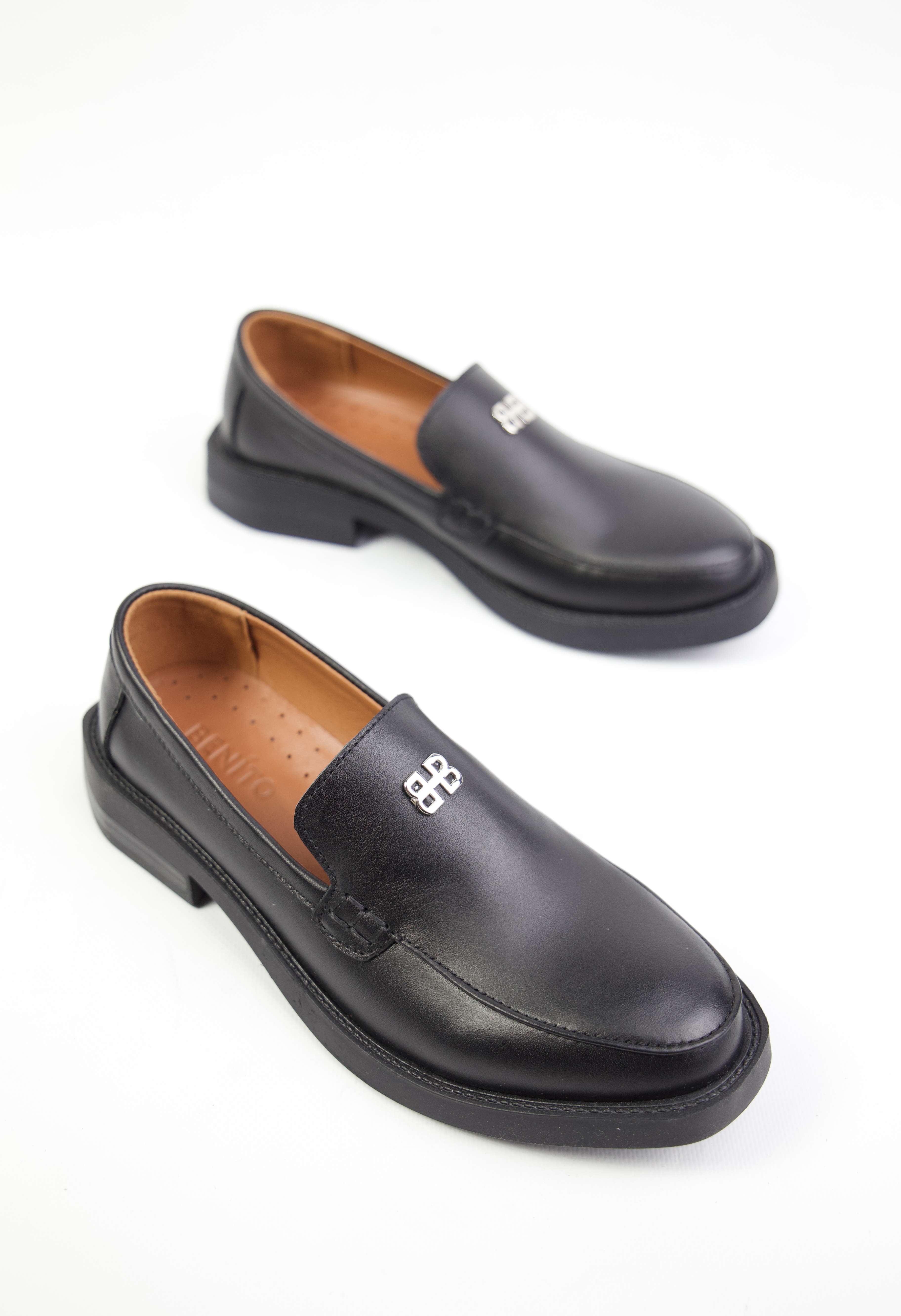 картинка Лоферы кожаные Benito от магазина Pratik