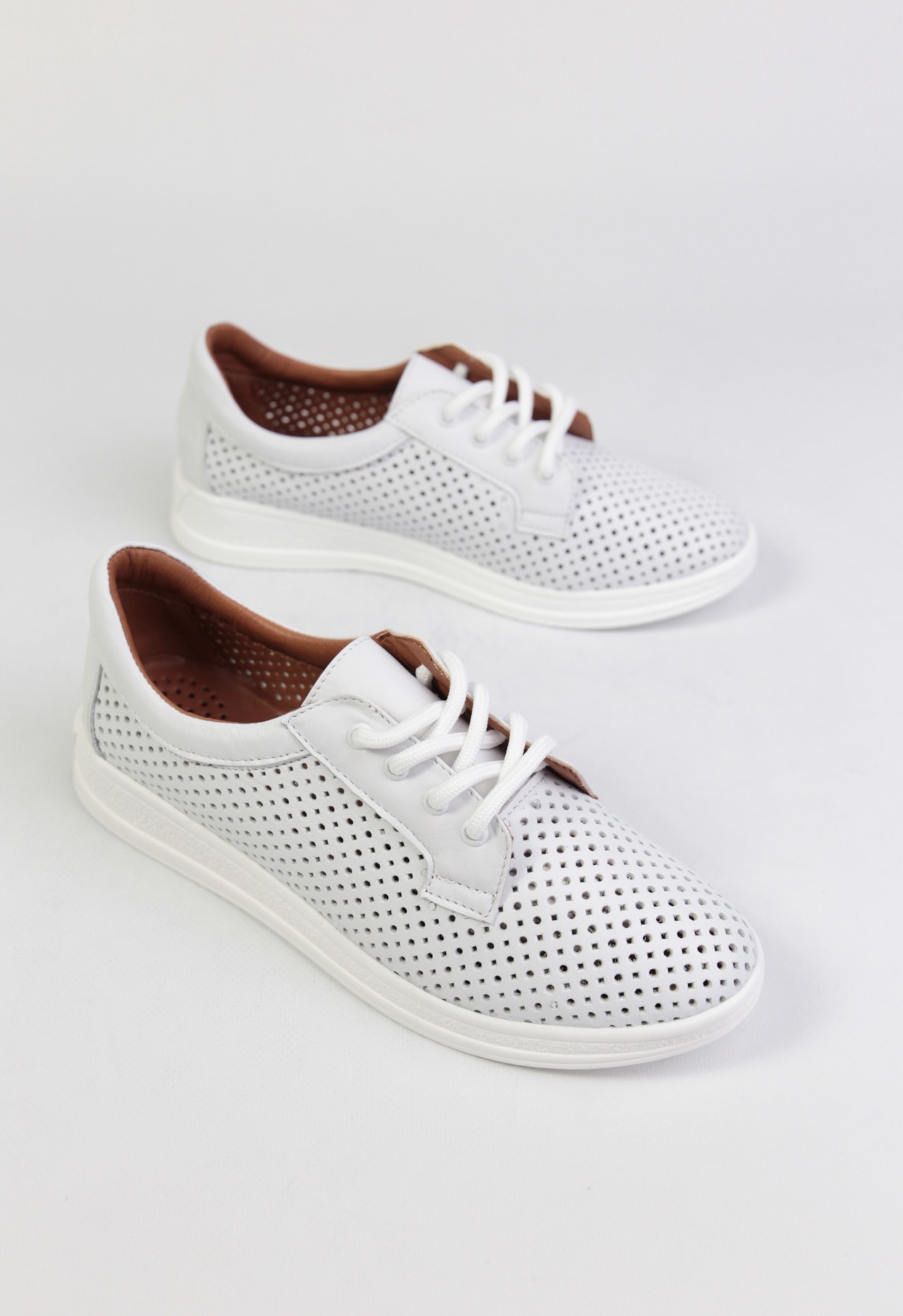 картинка Кеды кожаные Benito от магазина Pratik