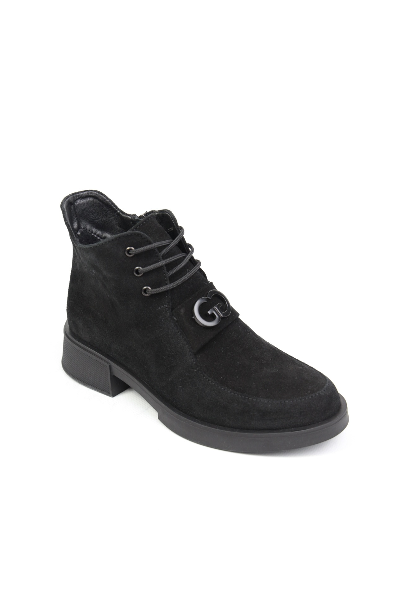 картинка Ботинки замшевые Benito от магазина Pratik