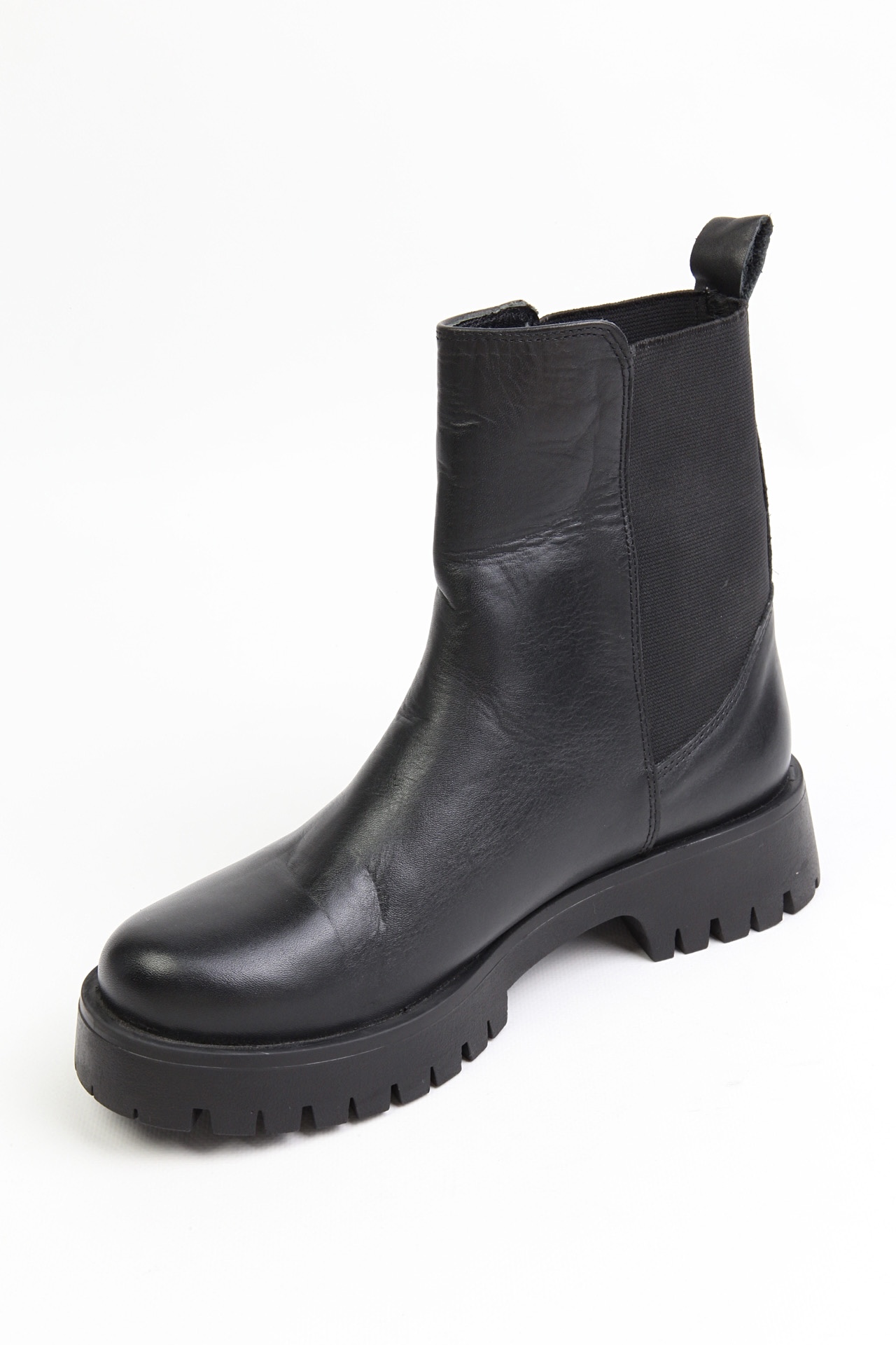 картинка Ботинки кожаные Brenda от магазина Pratik