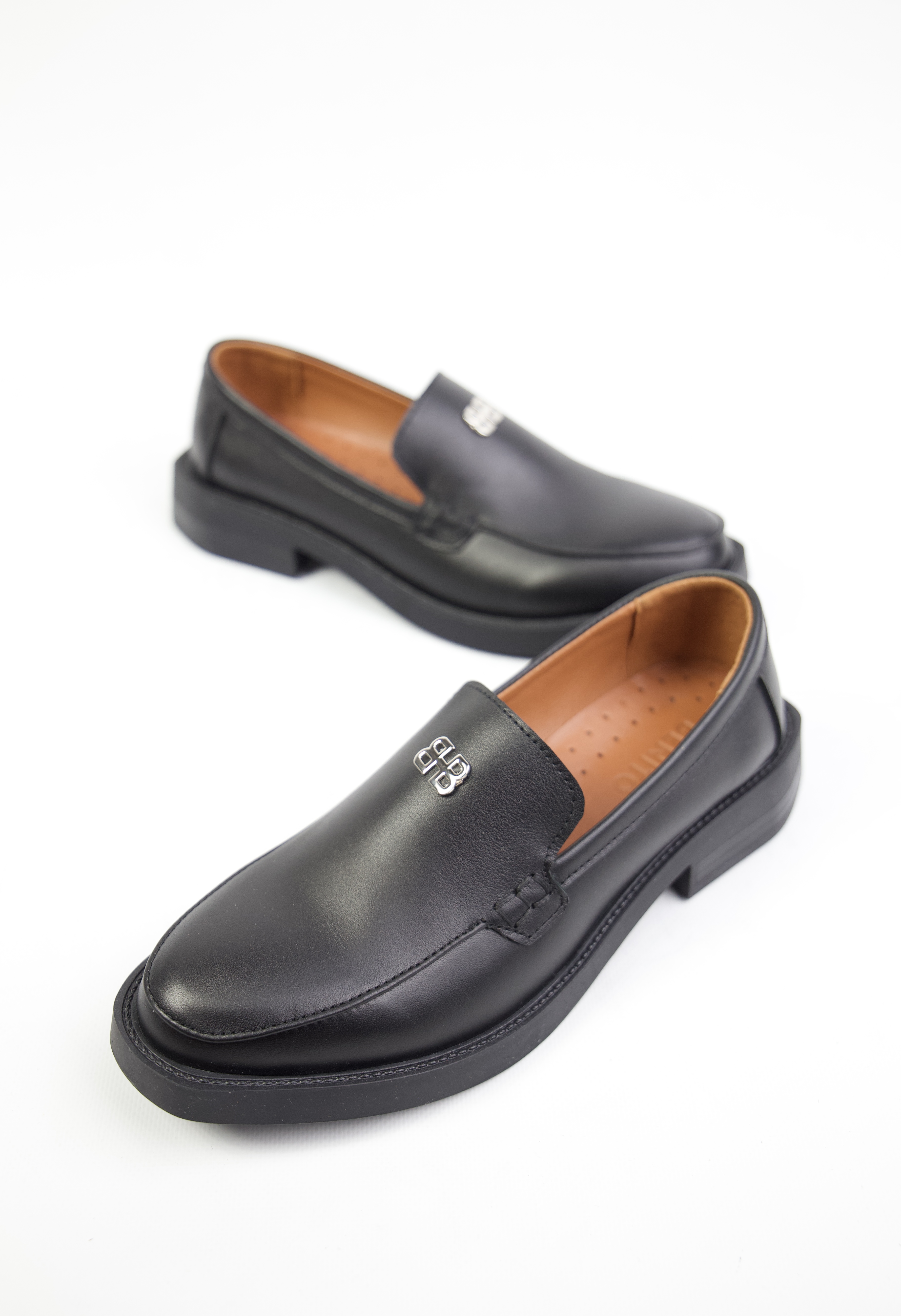 картинка Лоферы кожаные Benito от магазина Pratik