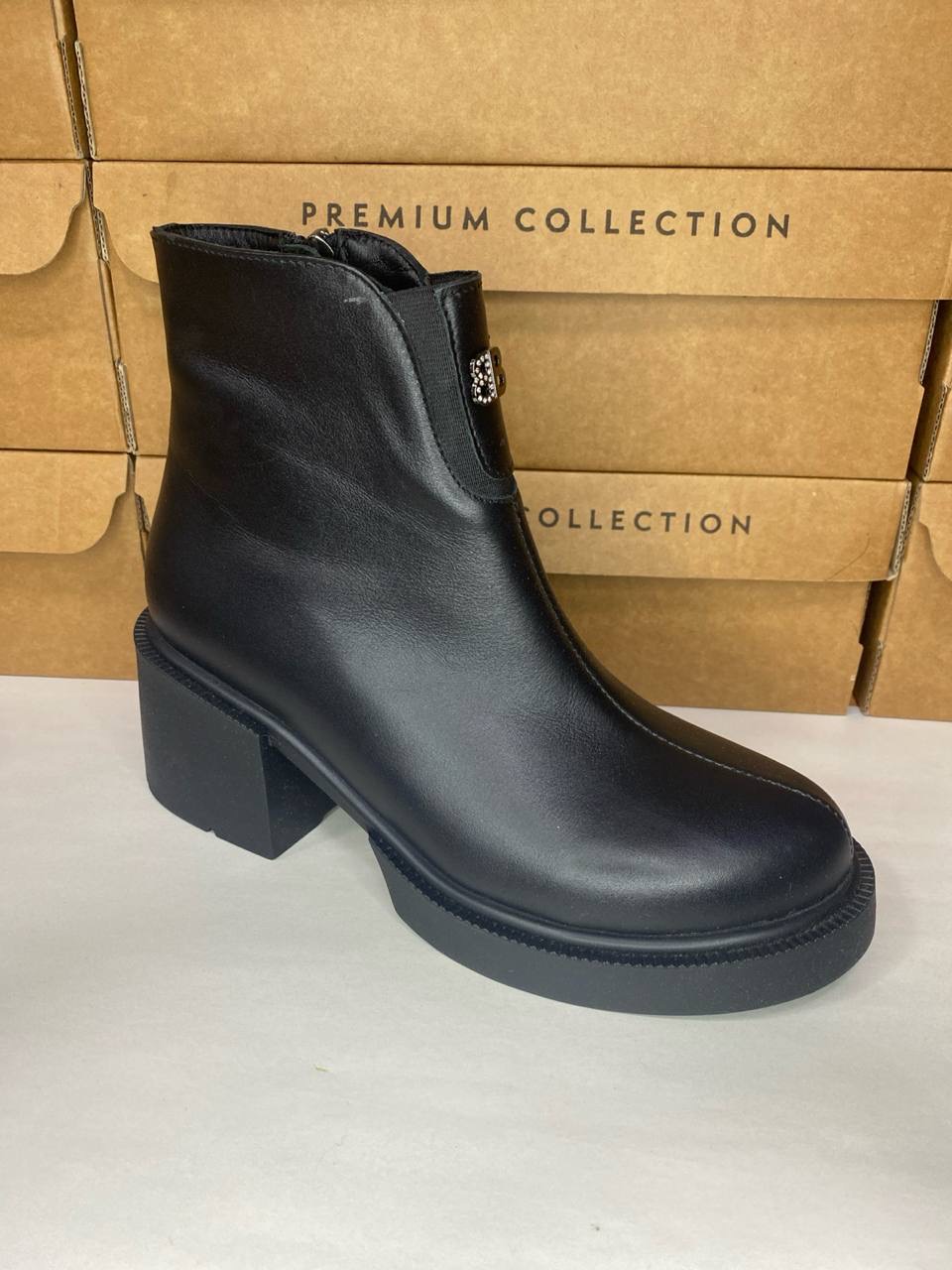 картинка Ботильоны кожаные Benito от магазина Pratik