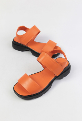 Босоножки кожаные Benito 0084/76 new- фото 1 - интернет-магазин обуви Pratik