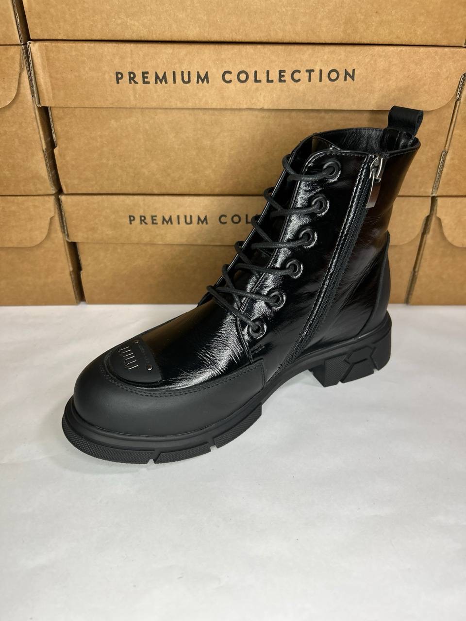 картинка Ботинки кожаные Benito от магазина Pratik