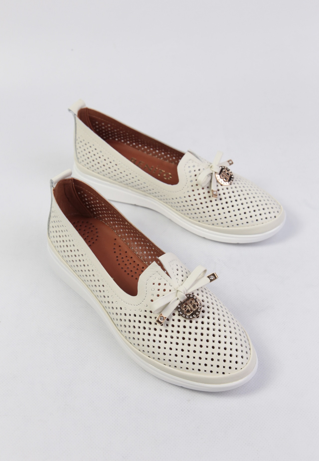 картинка Балетки кожаные Benito от магазина Pratik