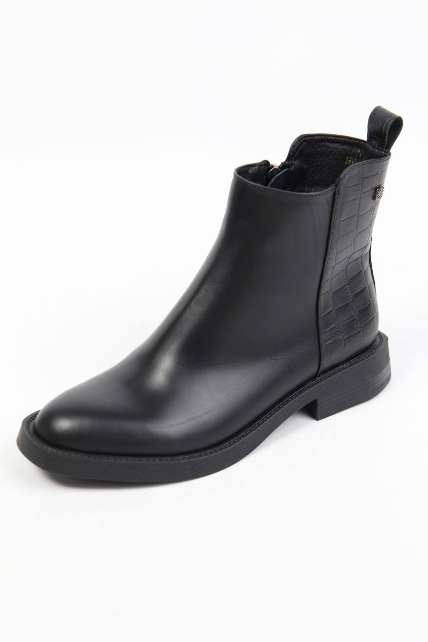 картинка Ботинки кожаные Benito от магазина Pratik