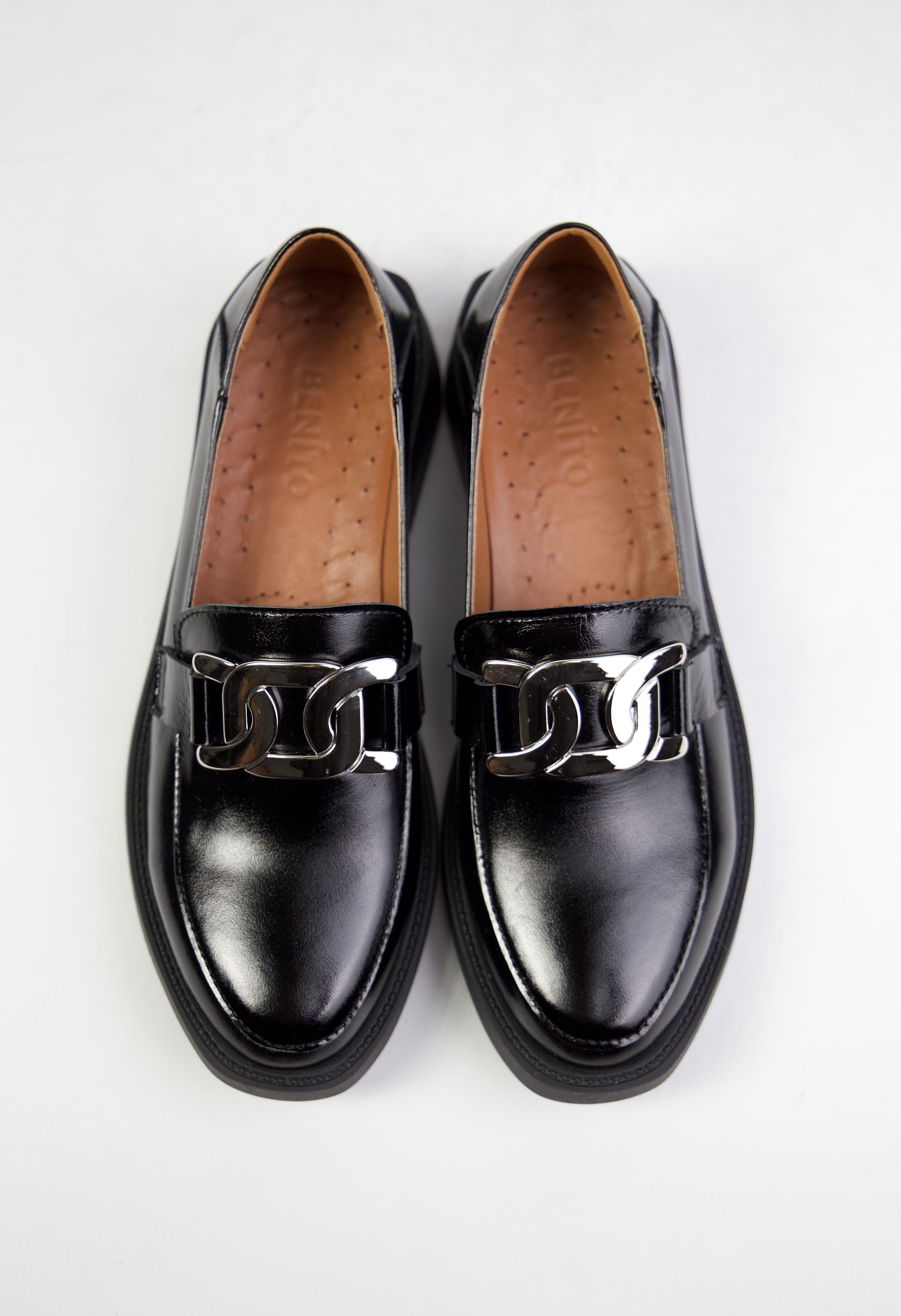 картинка Лоферы кожаные Benito от магазина Pratik