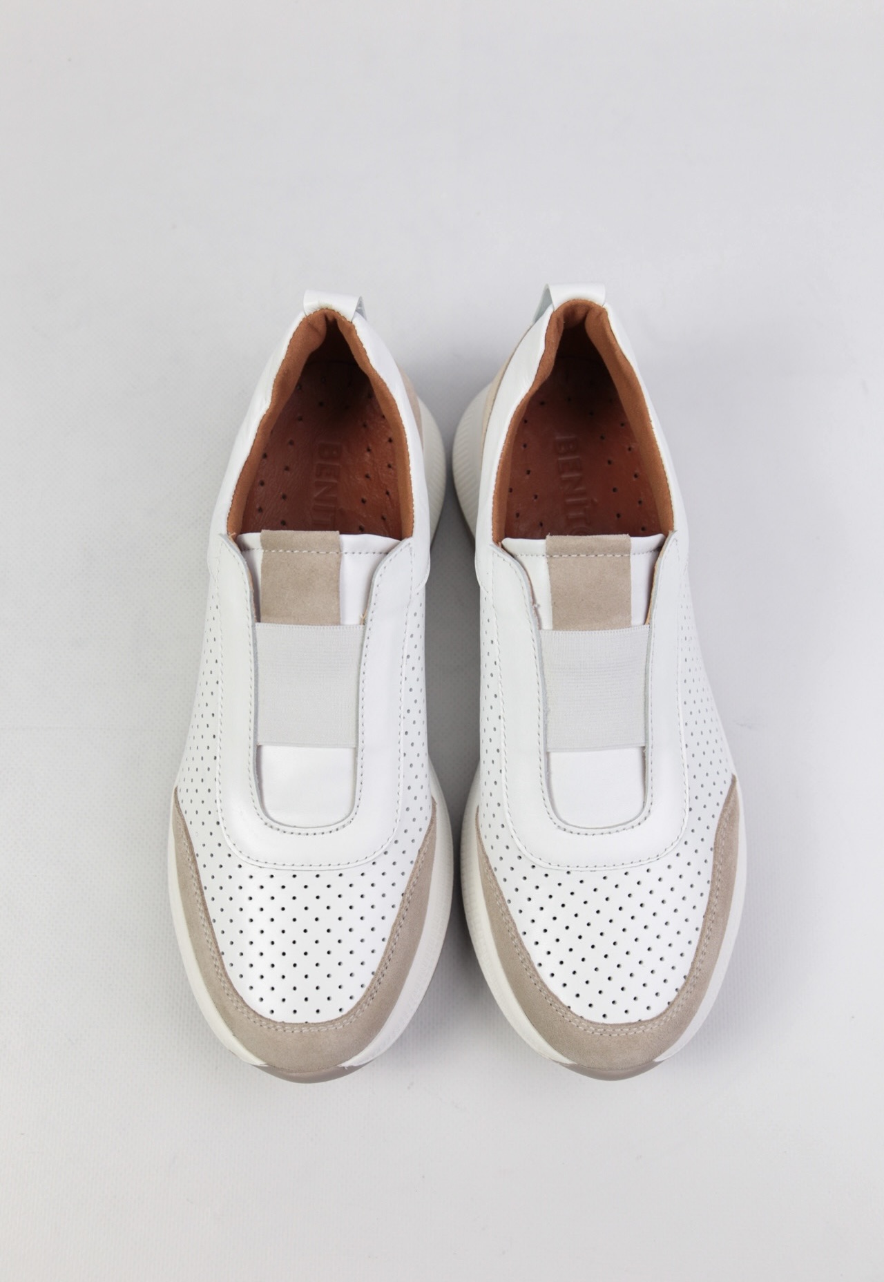 картинка  Кроссовки кожаные Benito от магазина Pratik