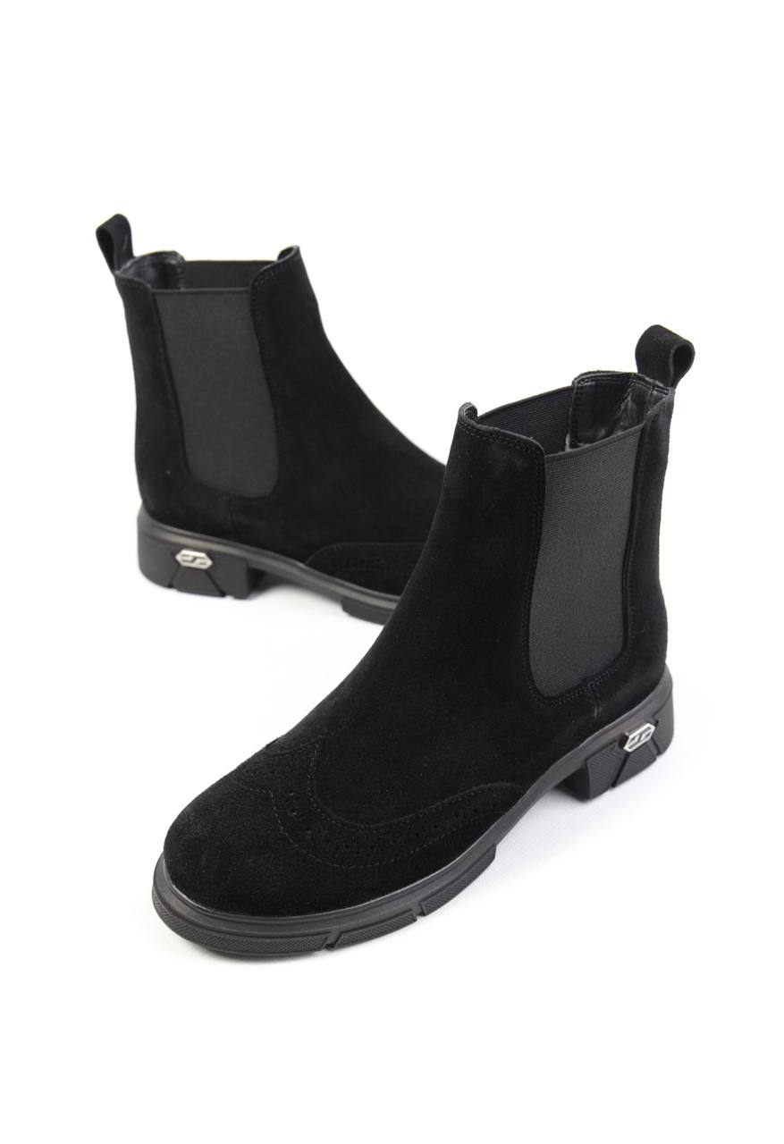 картинка Ботинки замшевые Benito от магазина Pratik