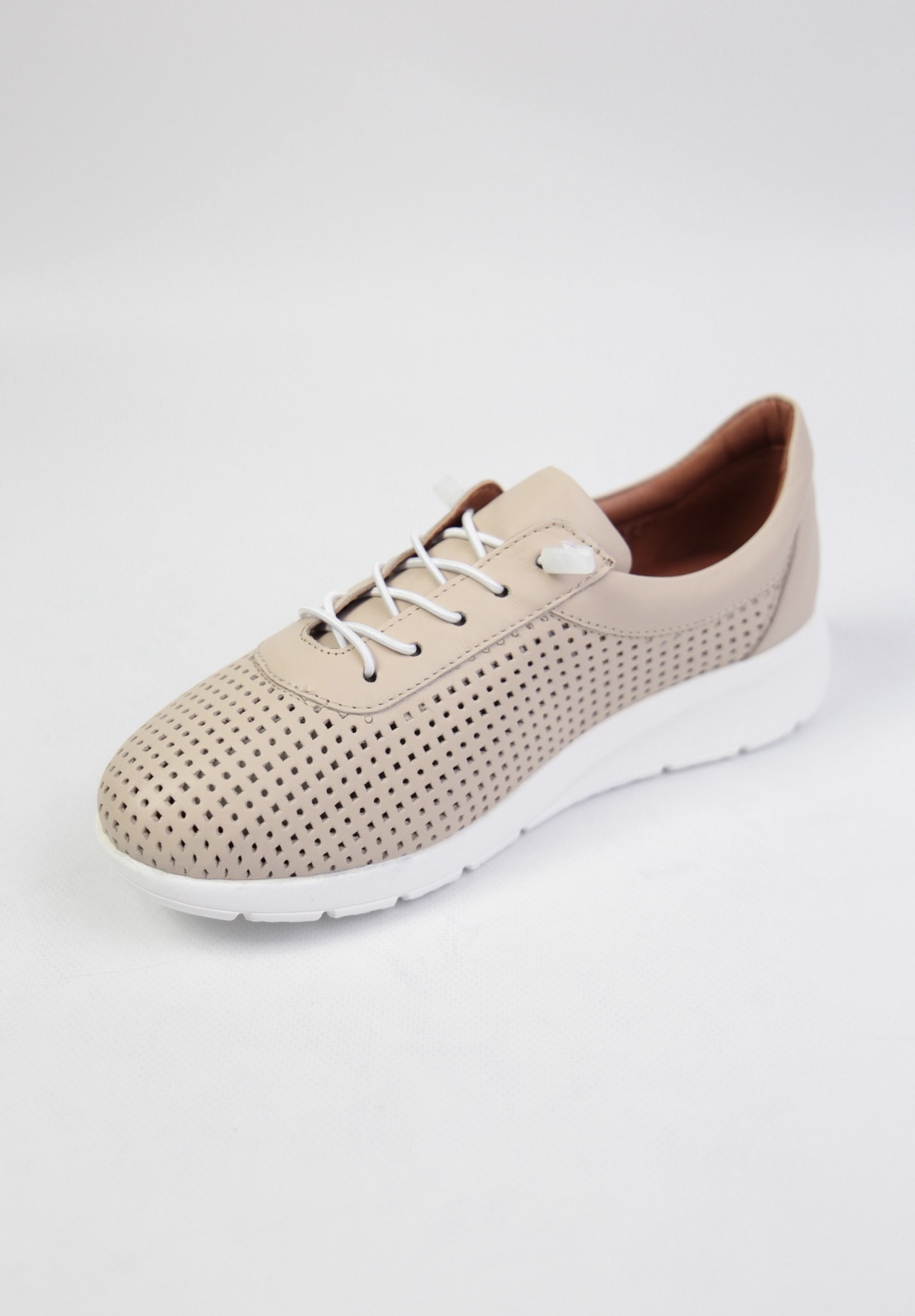 картинка Кроссовки кожаные Benito от магазина Pratik