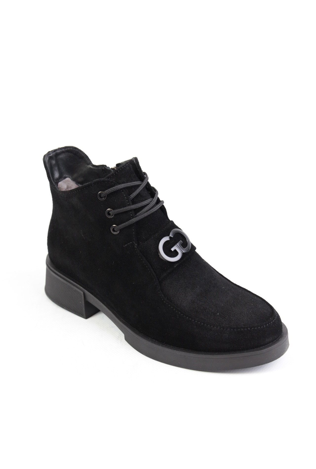 картинка Ботинки замшевые Benito от магазина Pratik