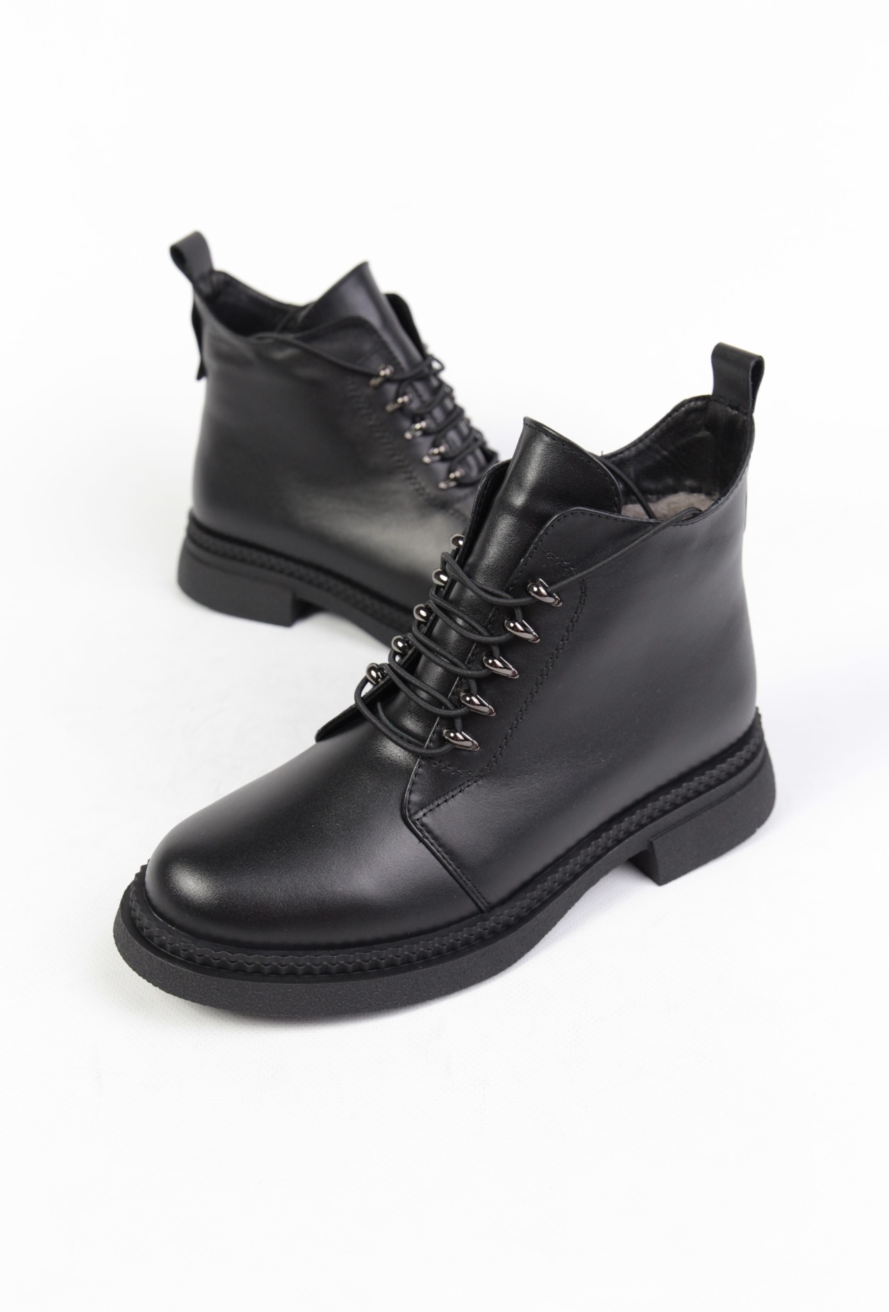 картинка Ботинки кожаные Benito от магазина Pratik