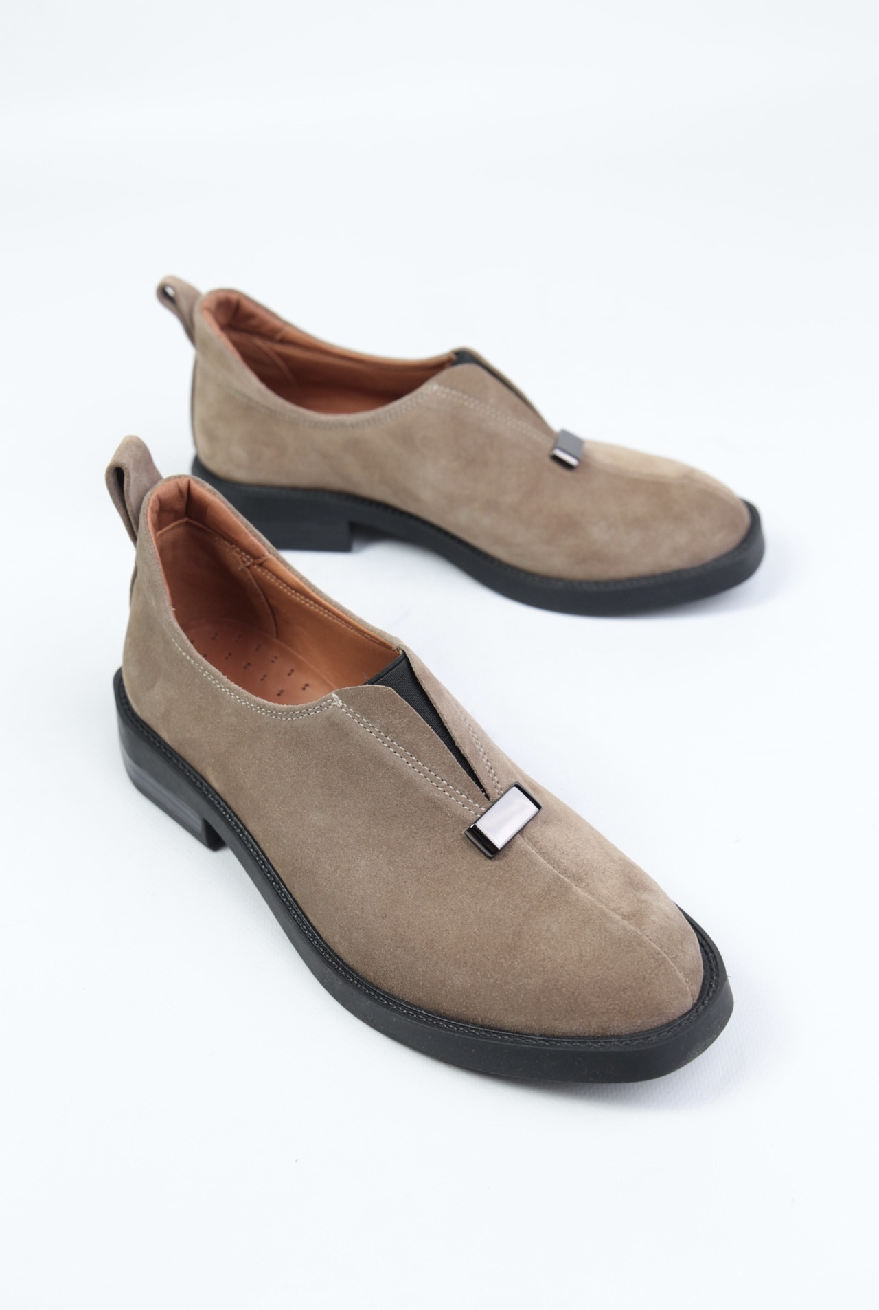 картинка Туфли замшевые Benito от магазина Pratik