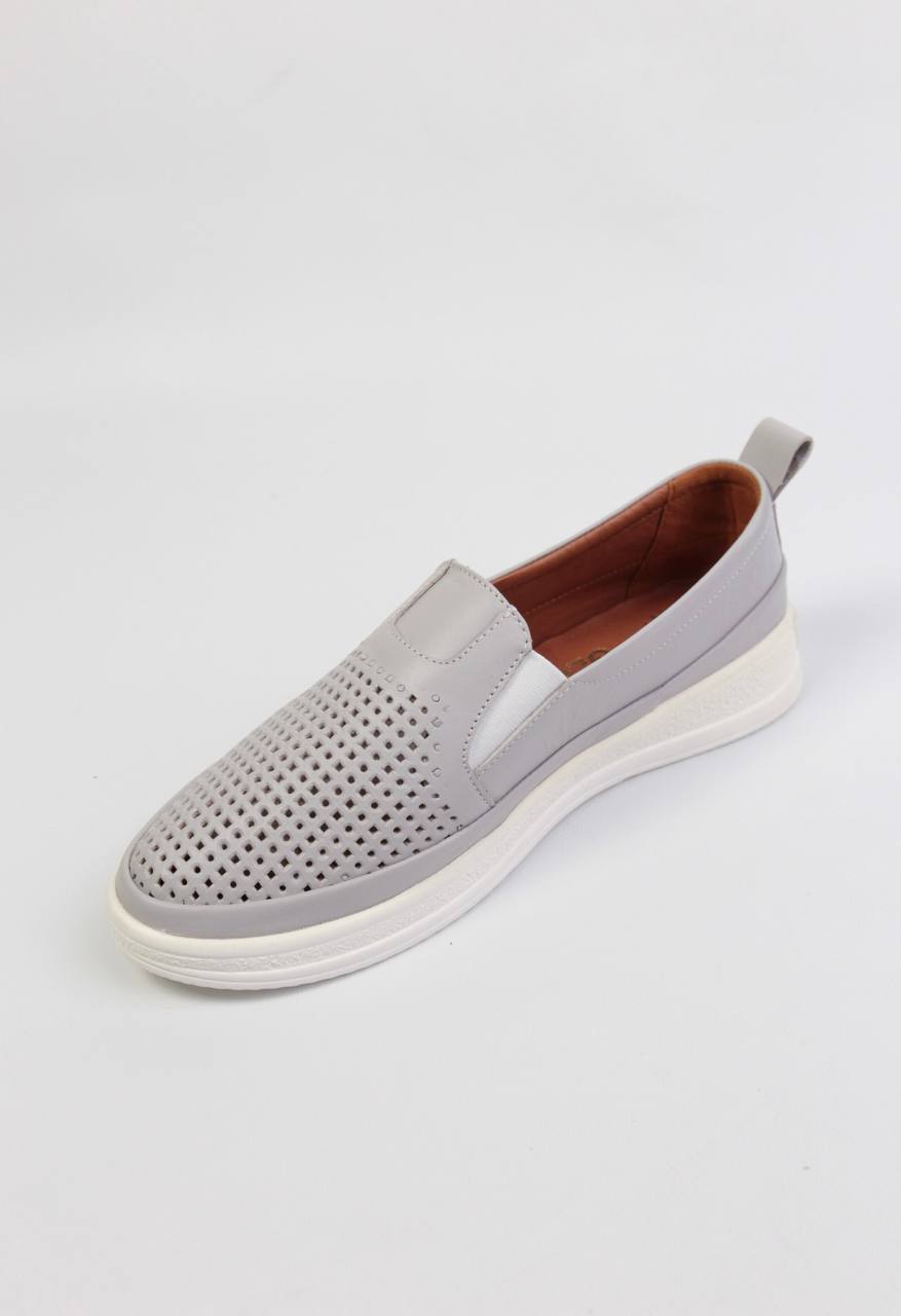 картинка Слипоны женские Benito от магазина Pratik