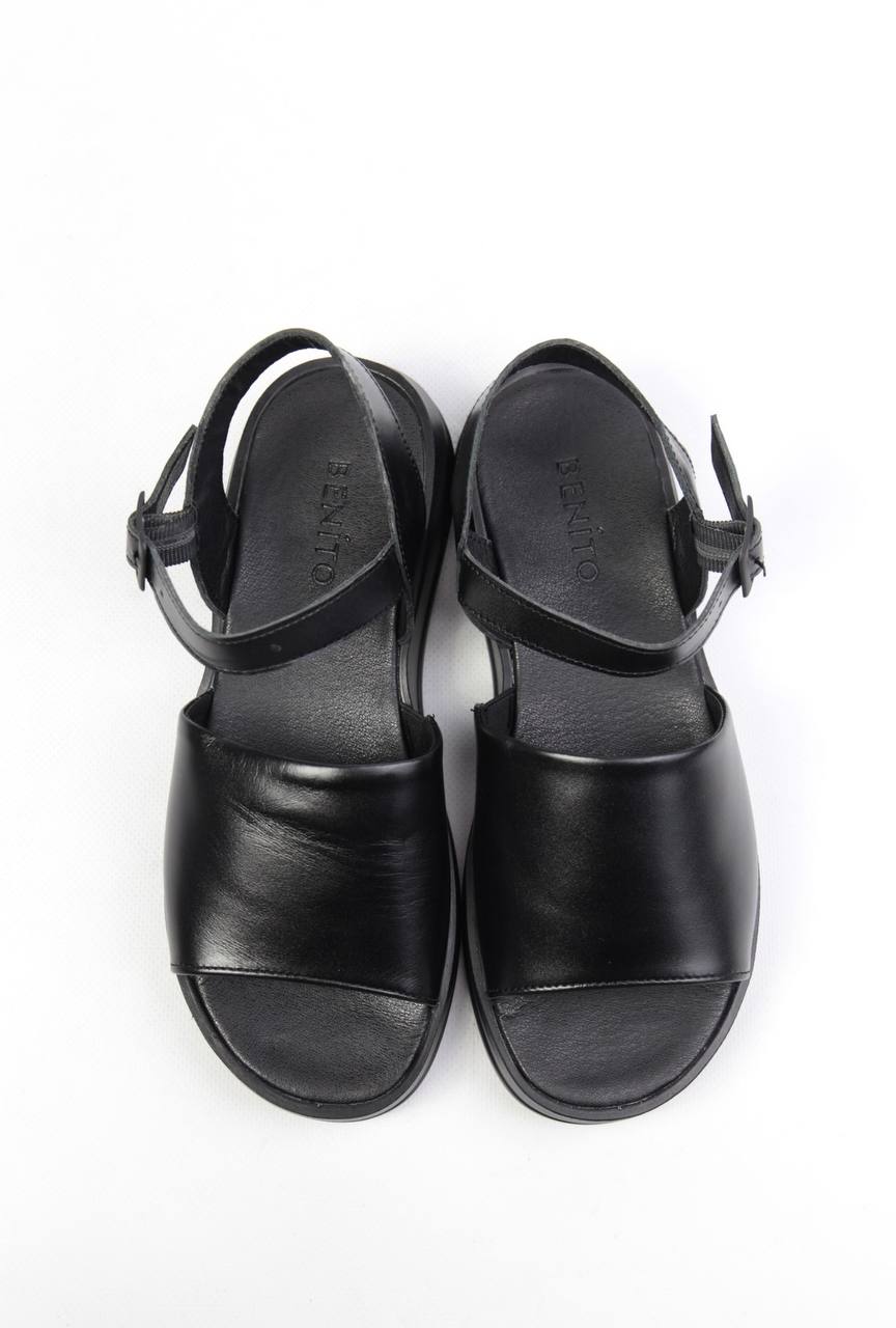 картинка Босоножки кожаные Benito от магазина Pratik