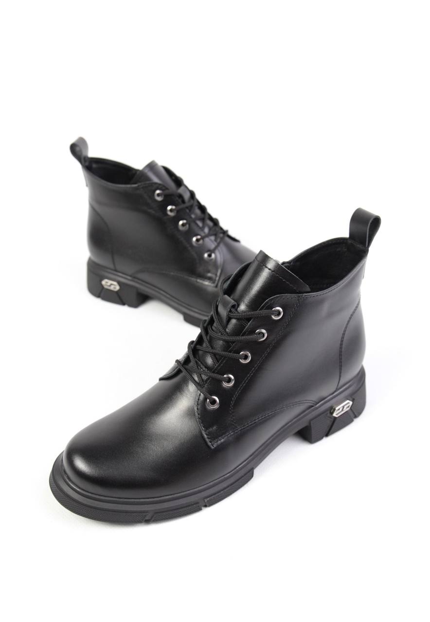 картинка Ботинки кожаные Benito от магазина Pratik