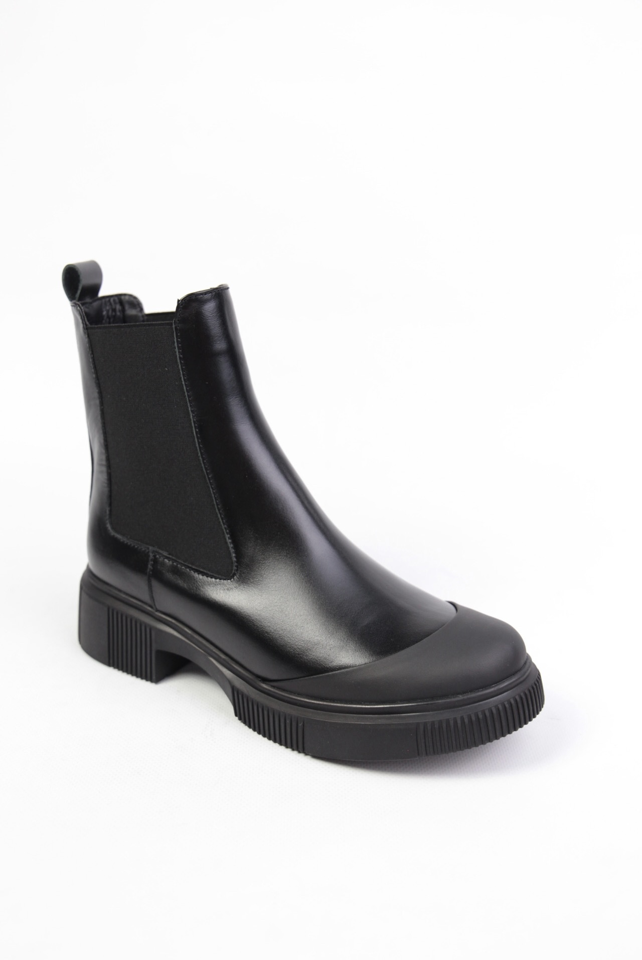 картинка Ботинки кожаные Benito от магазина Pratik