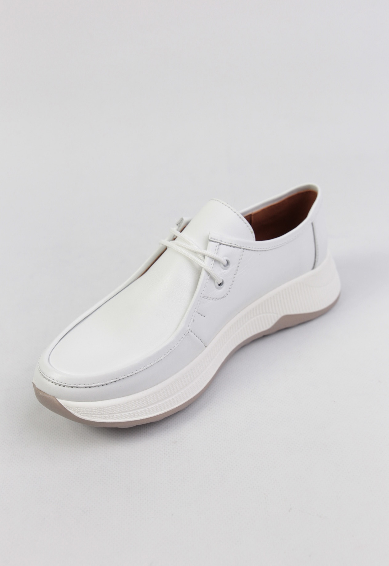 картинка Кроссовки кожаные Benito от магазина Pratik