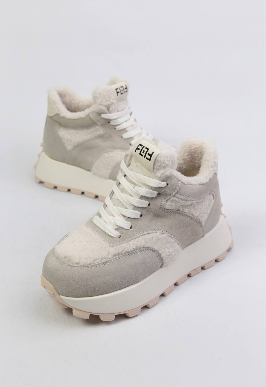 картинка Ботинки замшевые от магазина Pratik